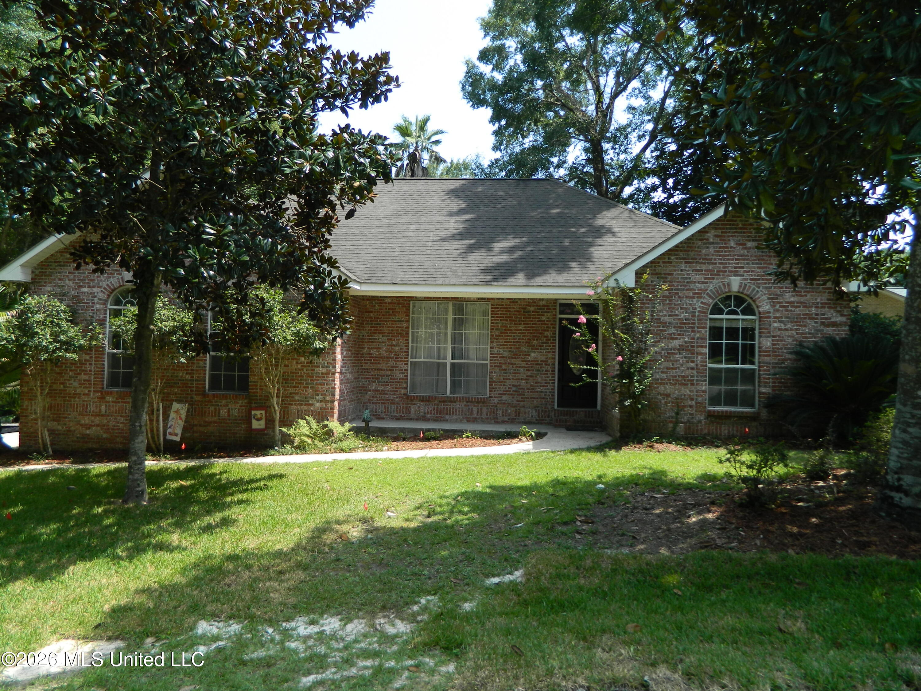 544 Hoaka Lane Property Photo 1