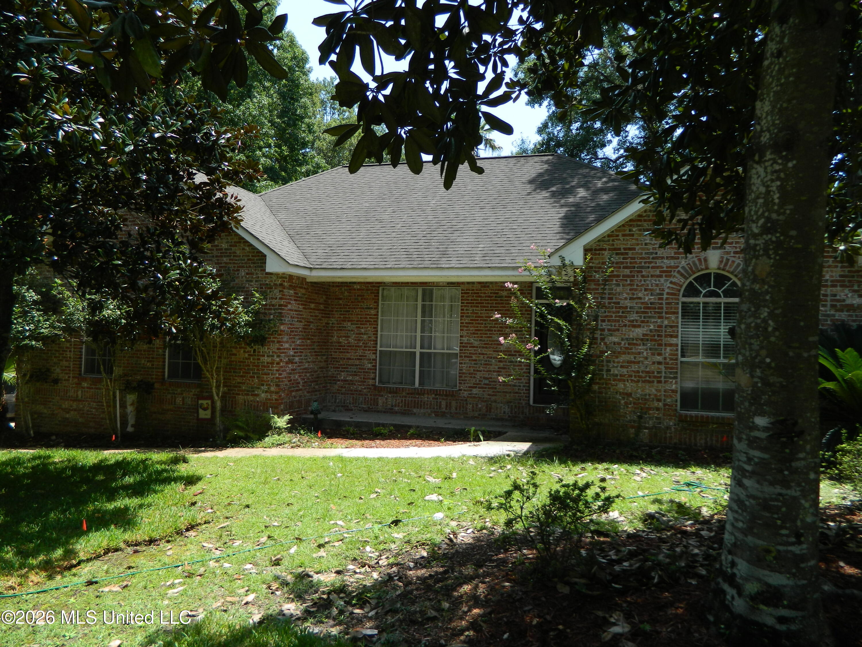 544 Hoaka Lane Property Photo 3