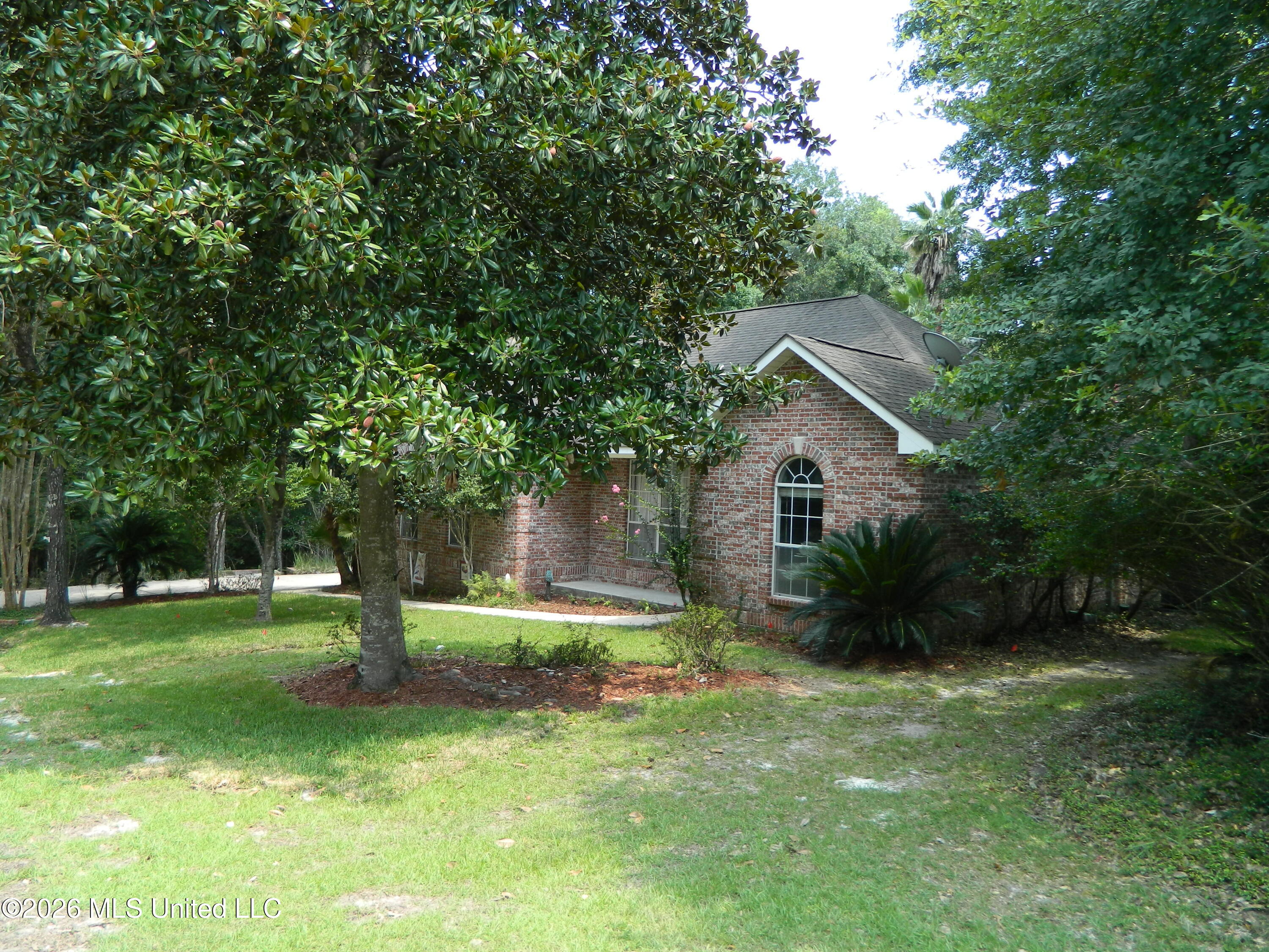 544 Hoaka Lane Property Photo 6