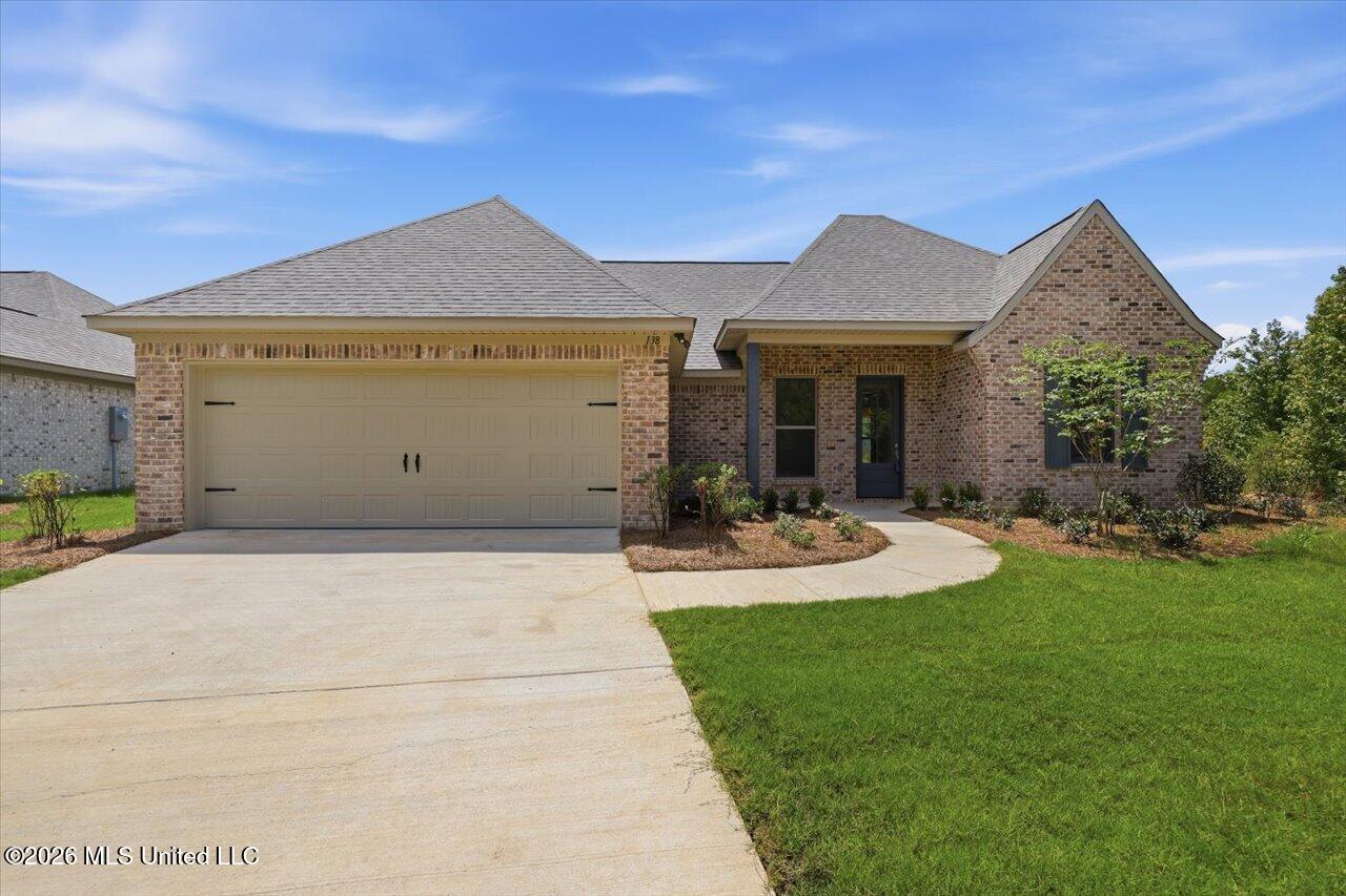 138 Stapleton Drive Property Photo 1