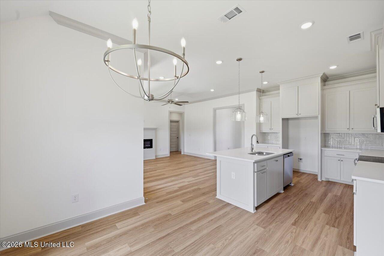 138 Stapleton Drive Property Photo 13