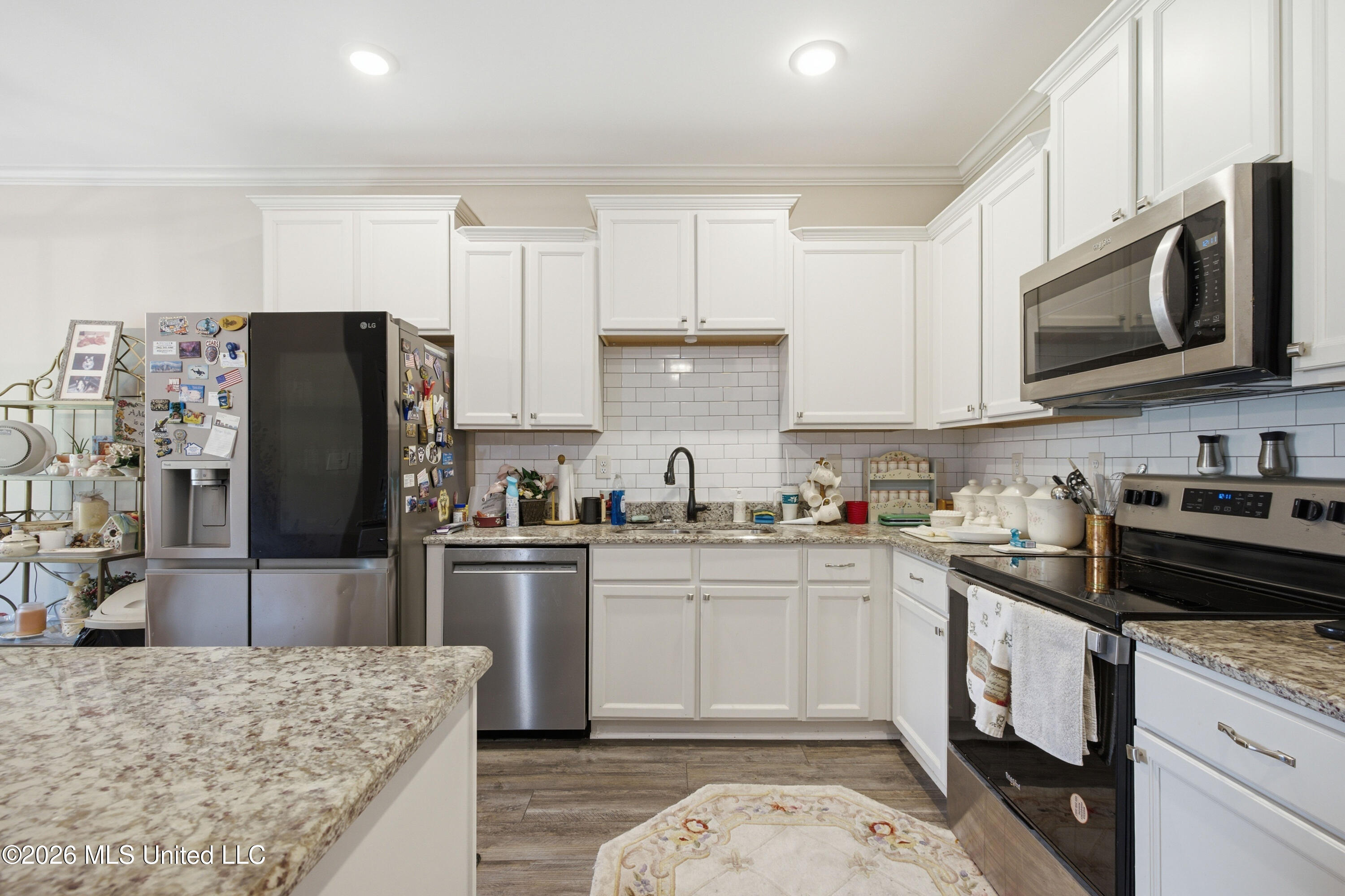2512 Washington Woods Road Property Photo 4