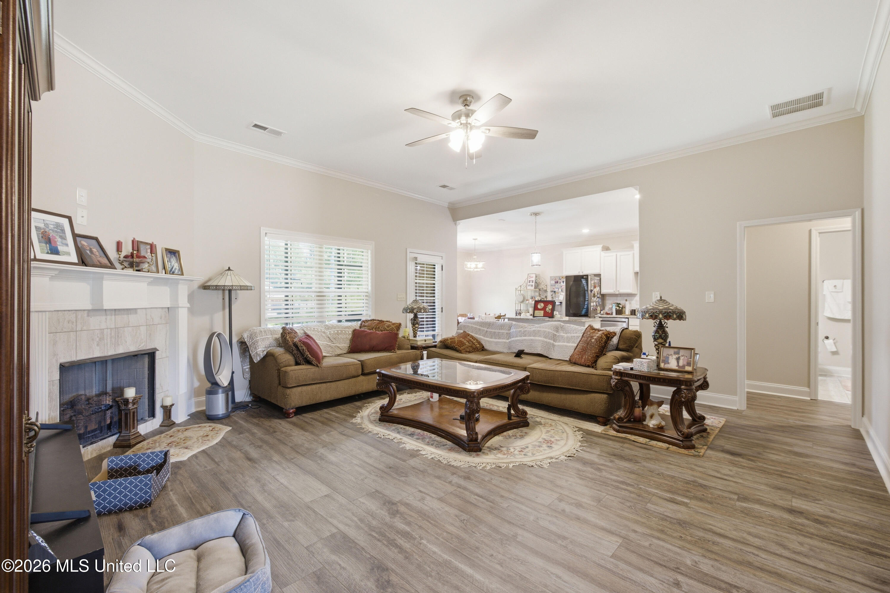 2512 Washington Woods Road Property Photo 7