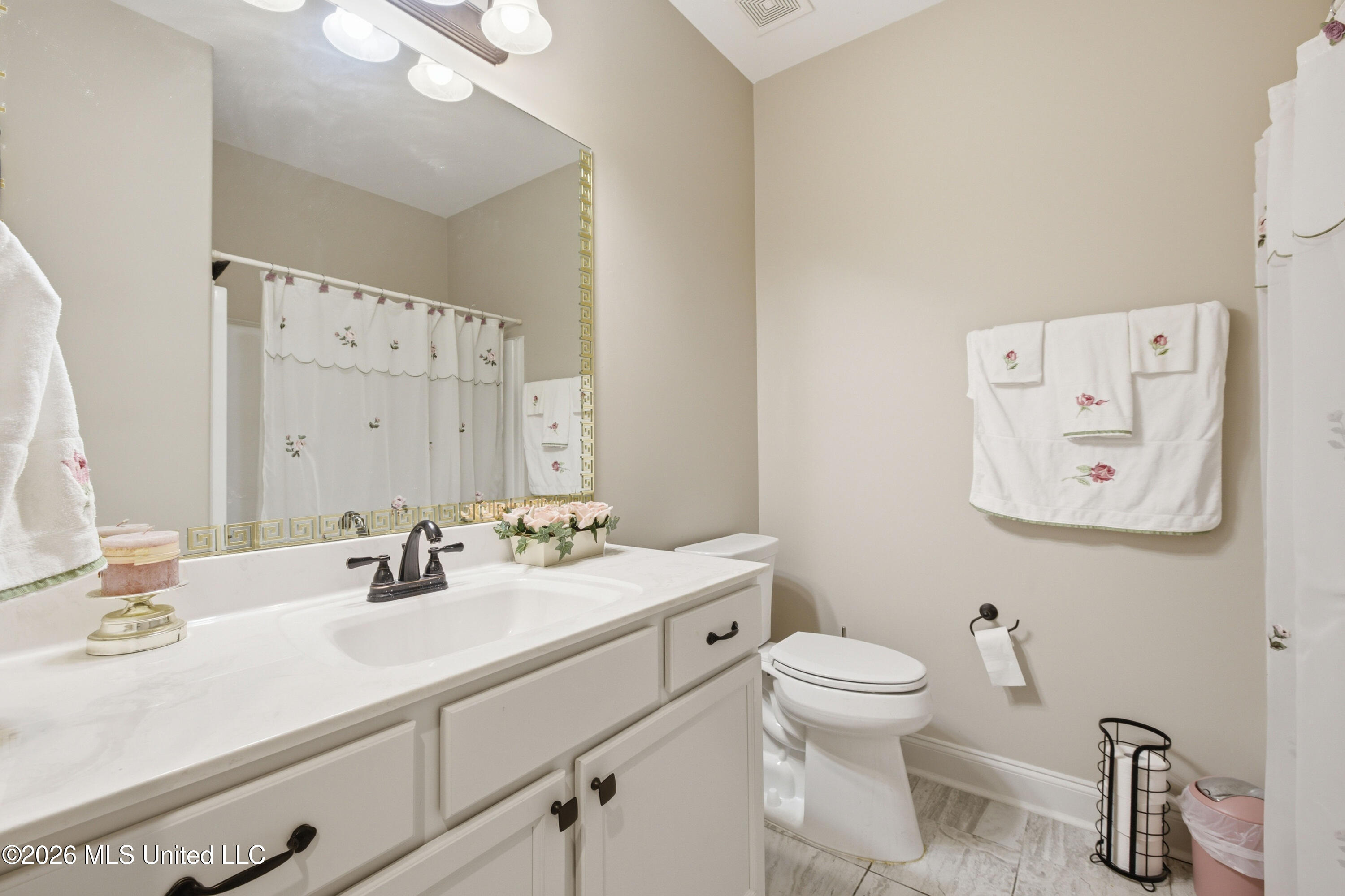 2512 Washington Woods Road Property Photo 16