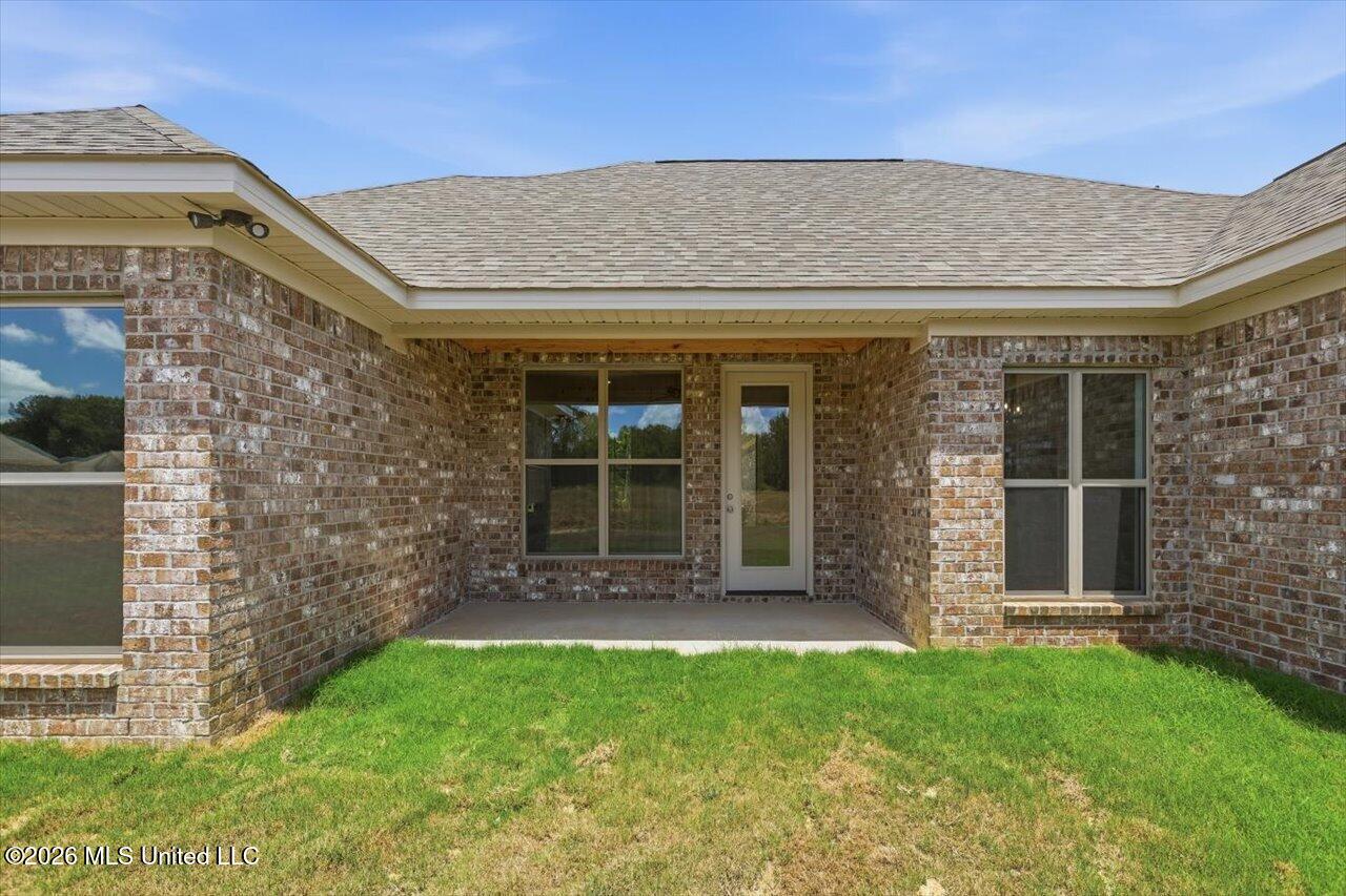 142 Stapleton Drive Property Photo 31
