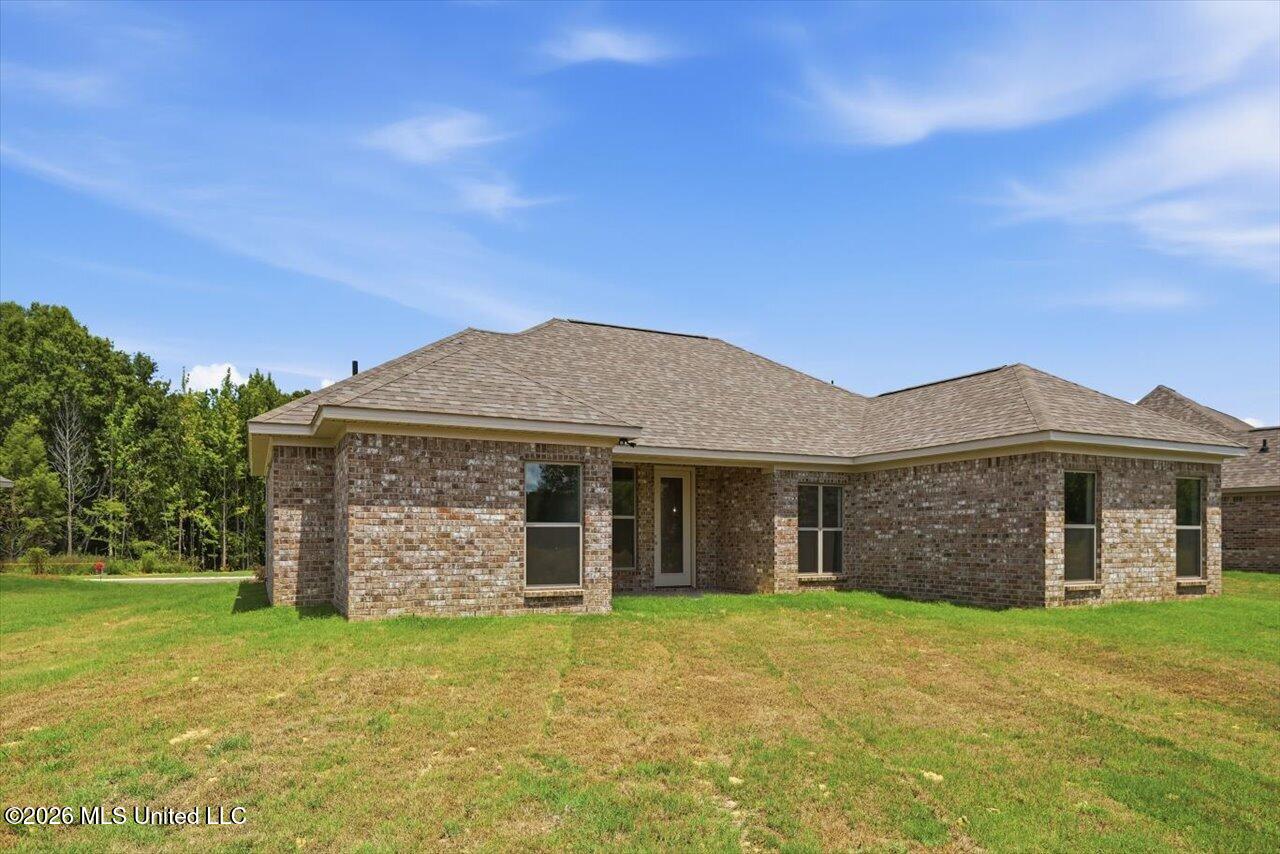 142 Stapleton Drive Property Photo 32