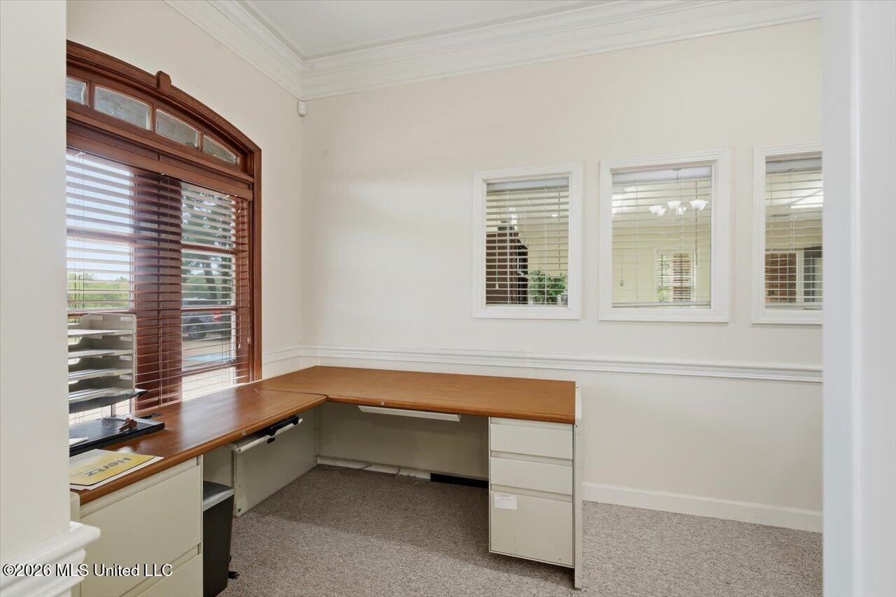 200 Forest View Drive Property Photo 13