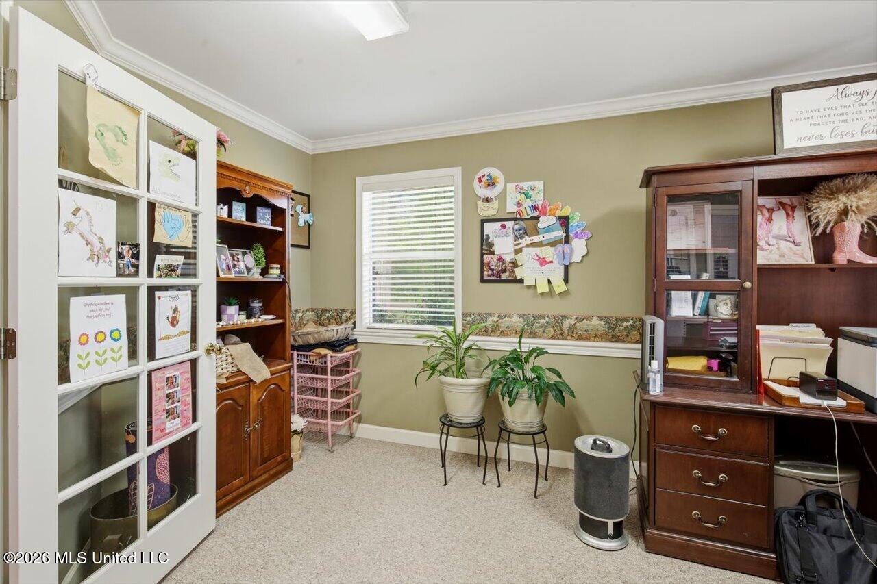 200 Forest View Drive Property Photo 15