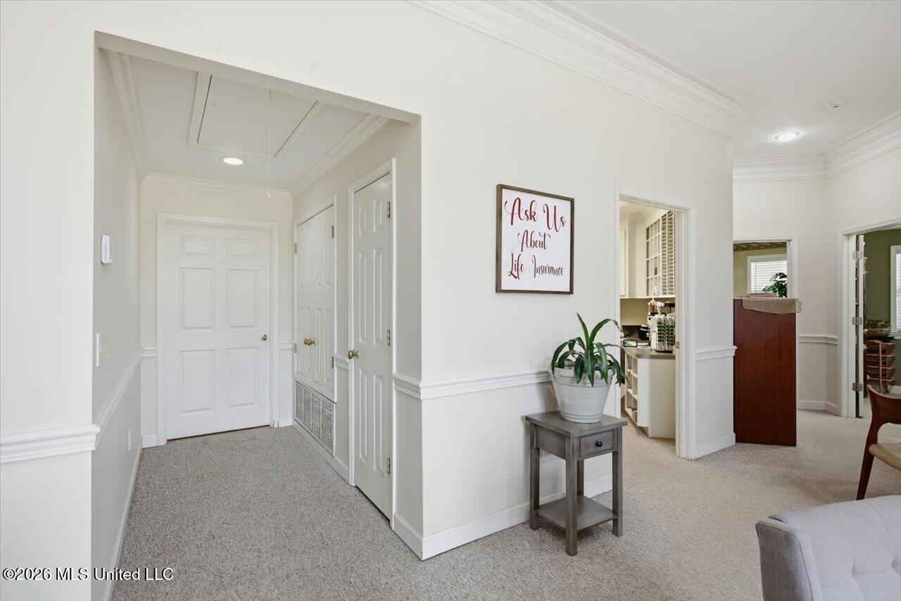 200 Forest View Drive Property Photo 18