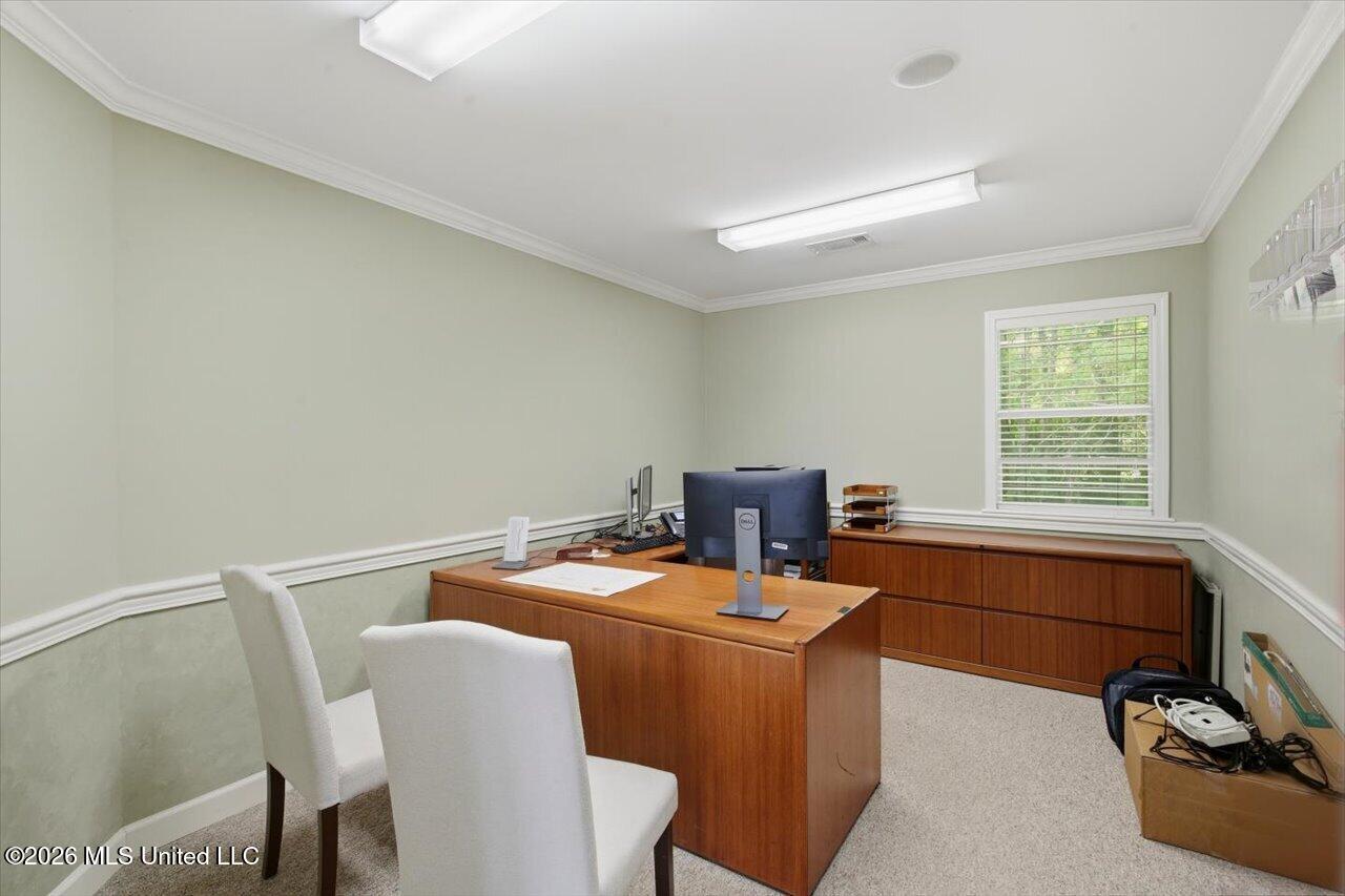 200 Forest View Drive Property Photo 20