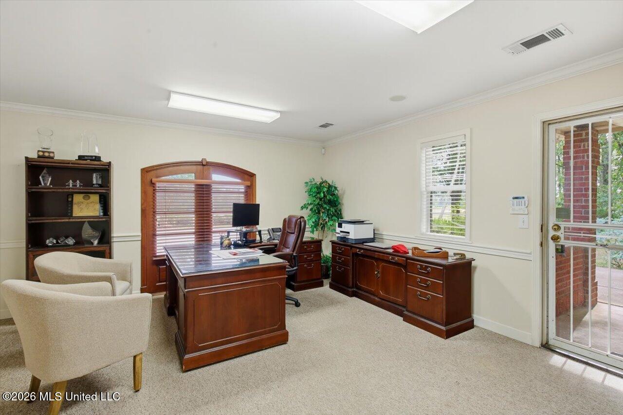 200 Forest View Drive Property Photo 21