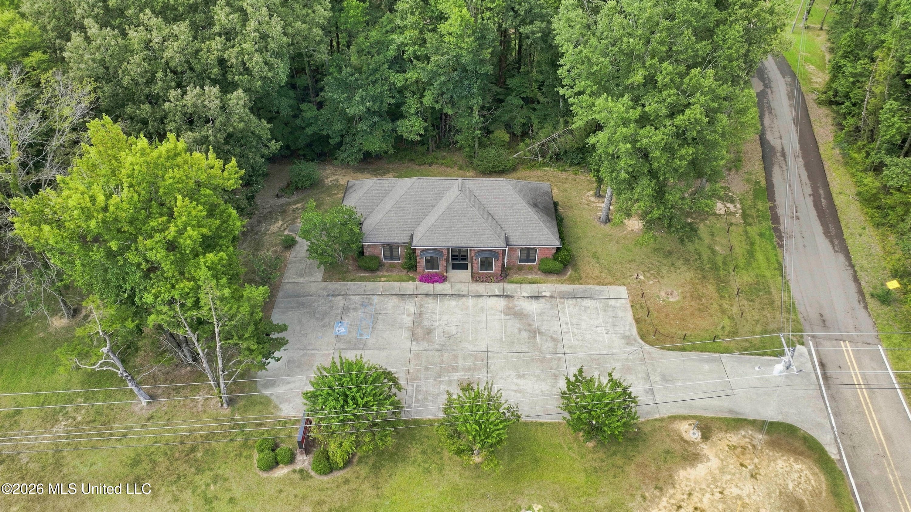 200 Forest View Drive Property Photo 29