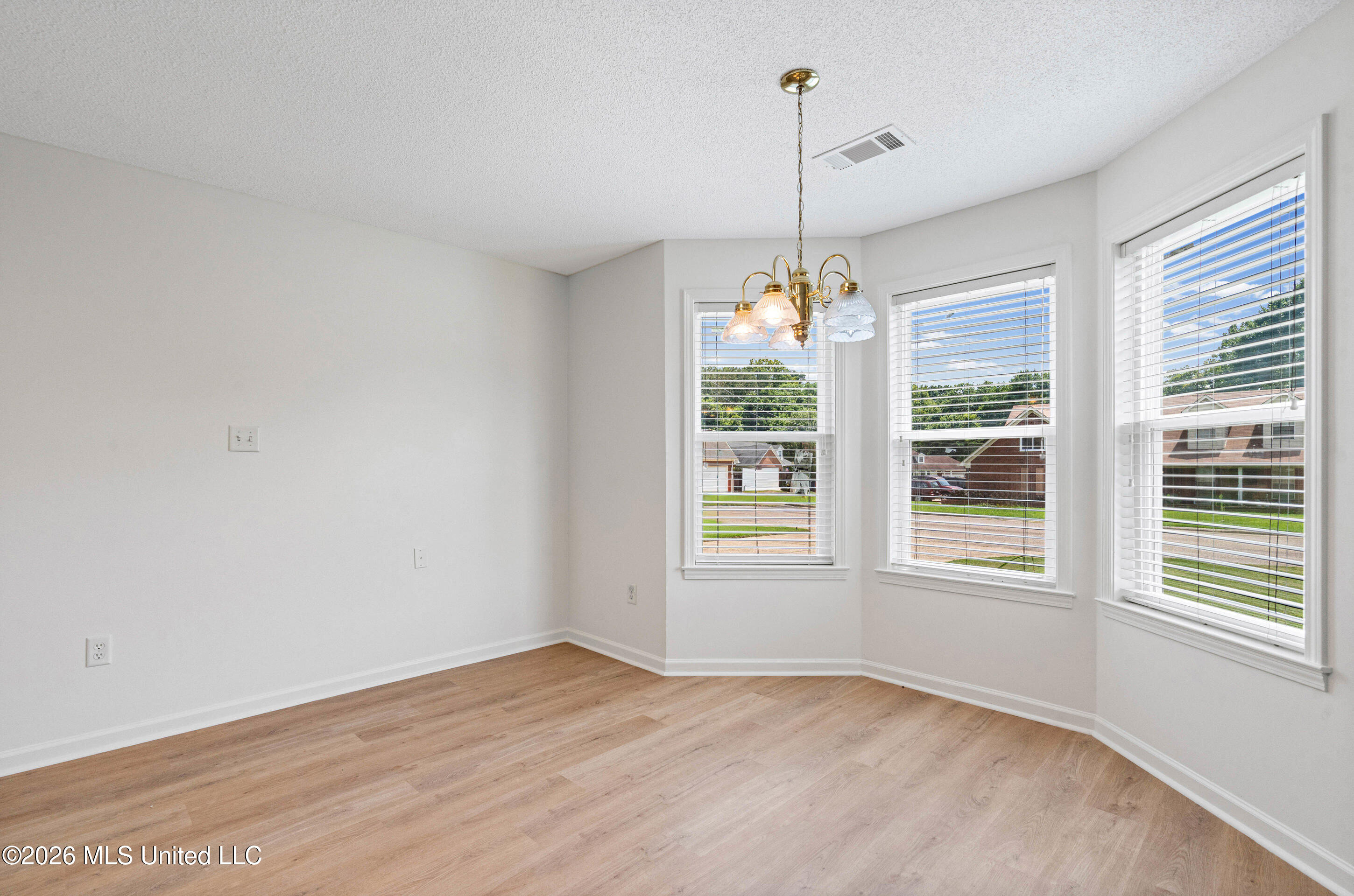 120 Lindsey Marie Lane Property Photo 7