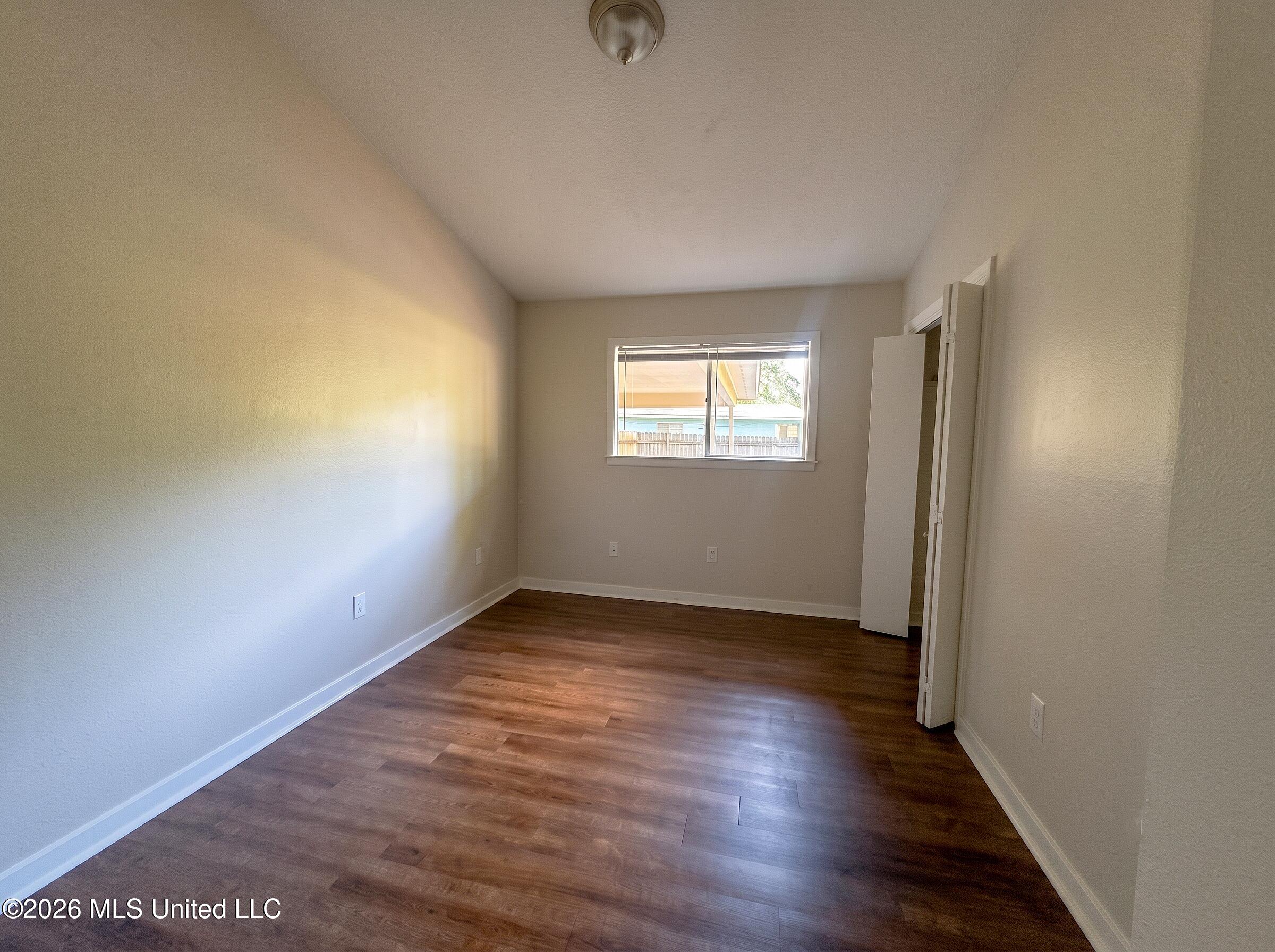 3307 Ramona Street Property Photo 6