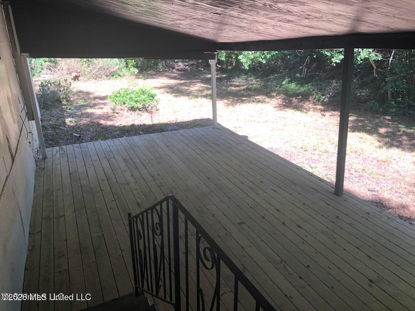 742 Heather Lane Property Photo 8