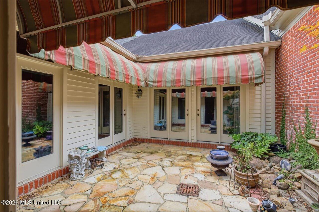 235 Eastbrooke Street Property Photo 33
