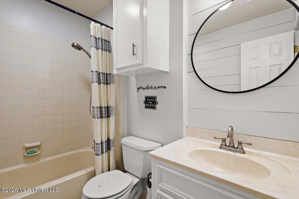 44 Sunline Court Property Photo 17
