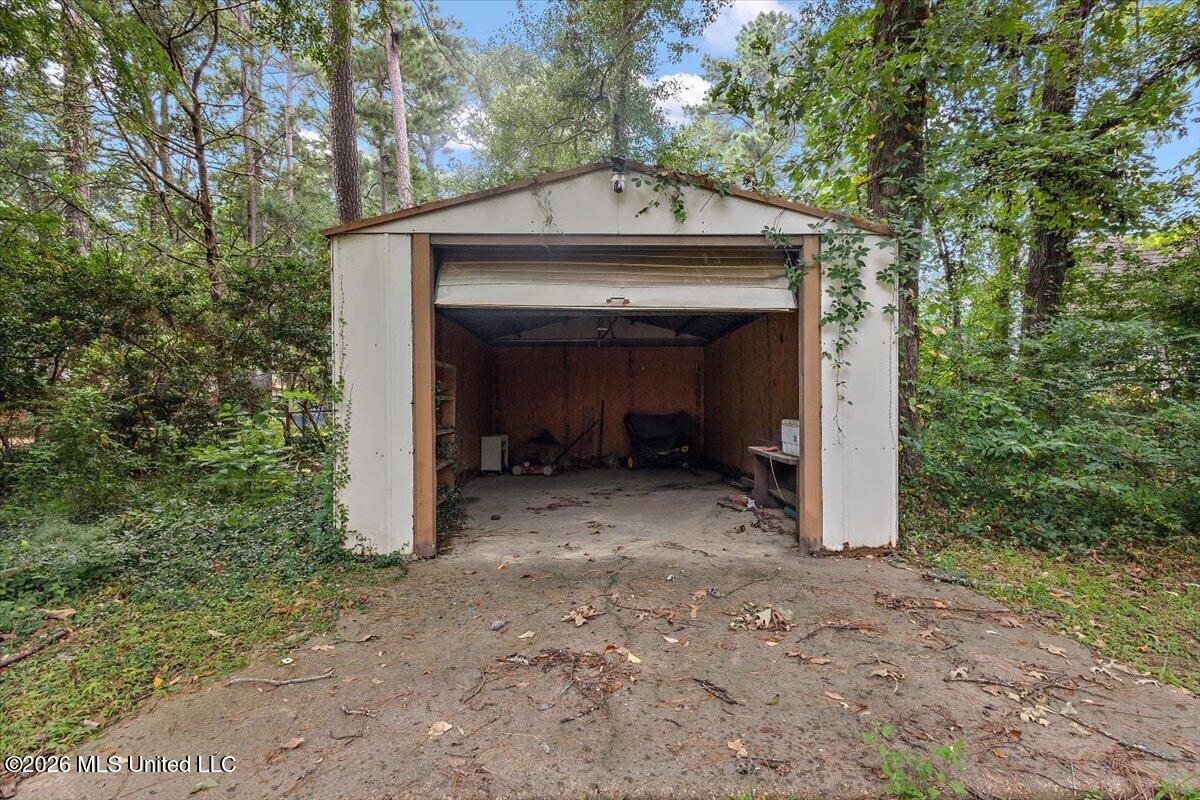 44 Sunline Court Property Photo 23