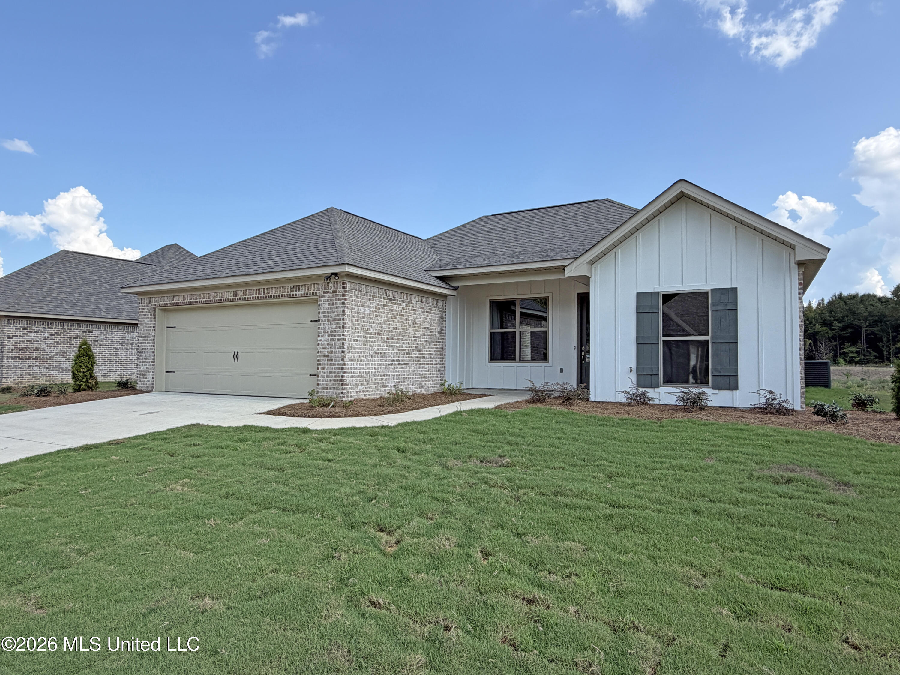 148 Stapleton Drive Property Photo 1