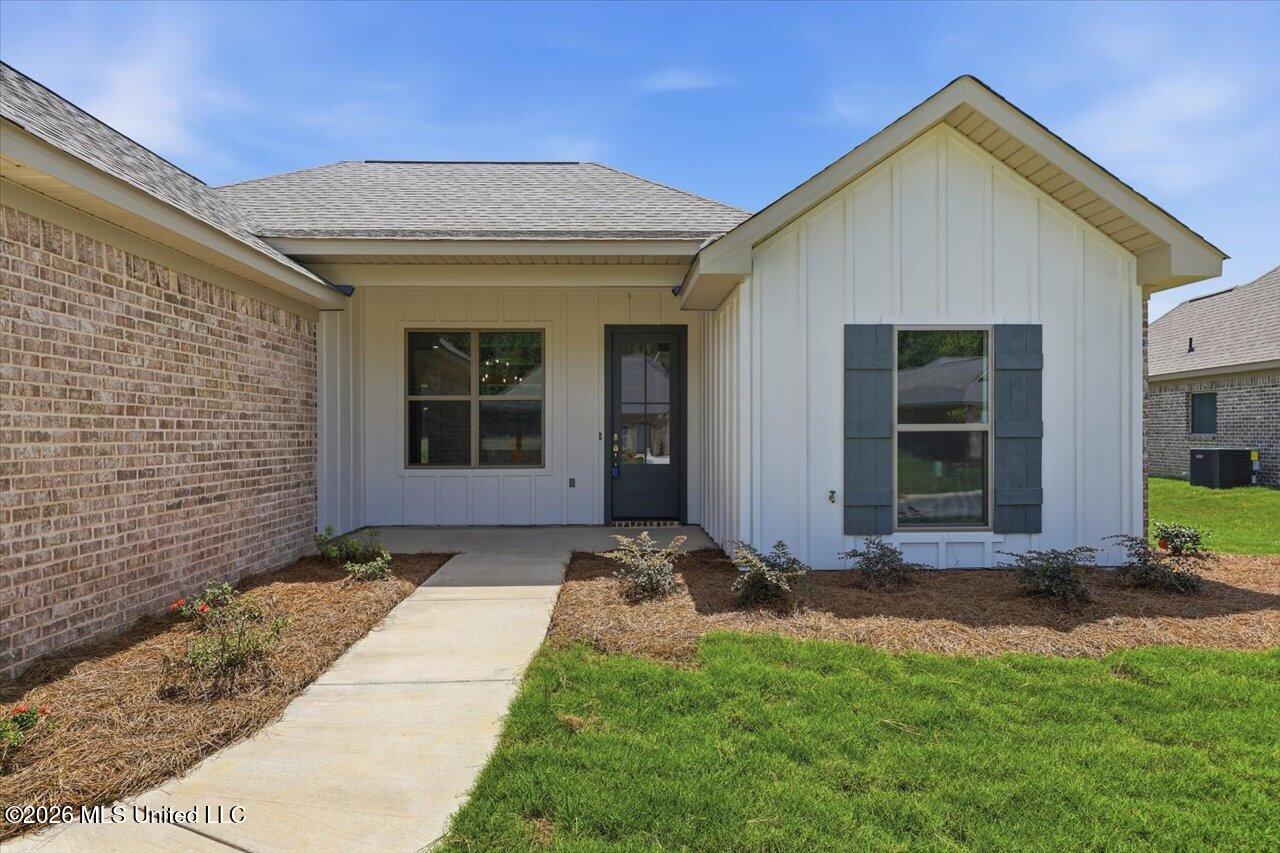 148 Stapleton Drive Property Photo 4