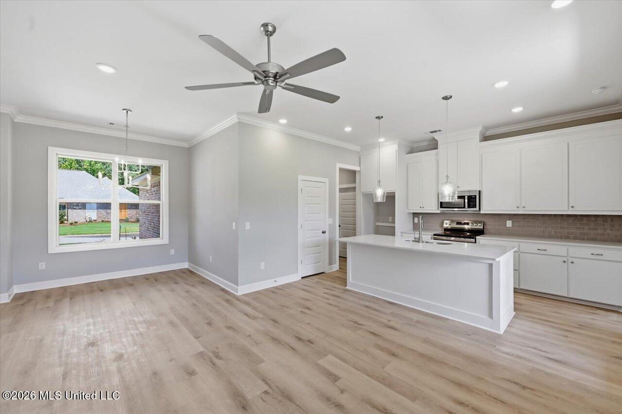 148 Stapleton Drive Property Photo 7