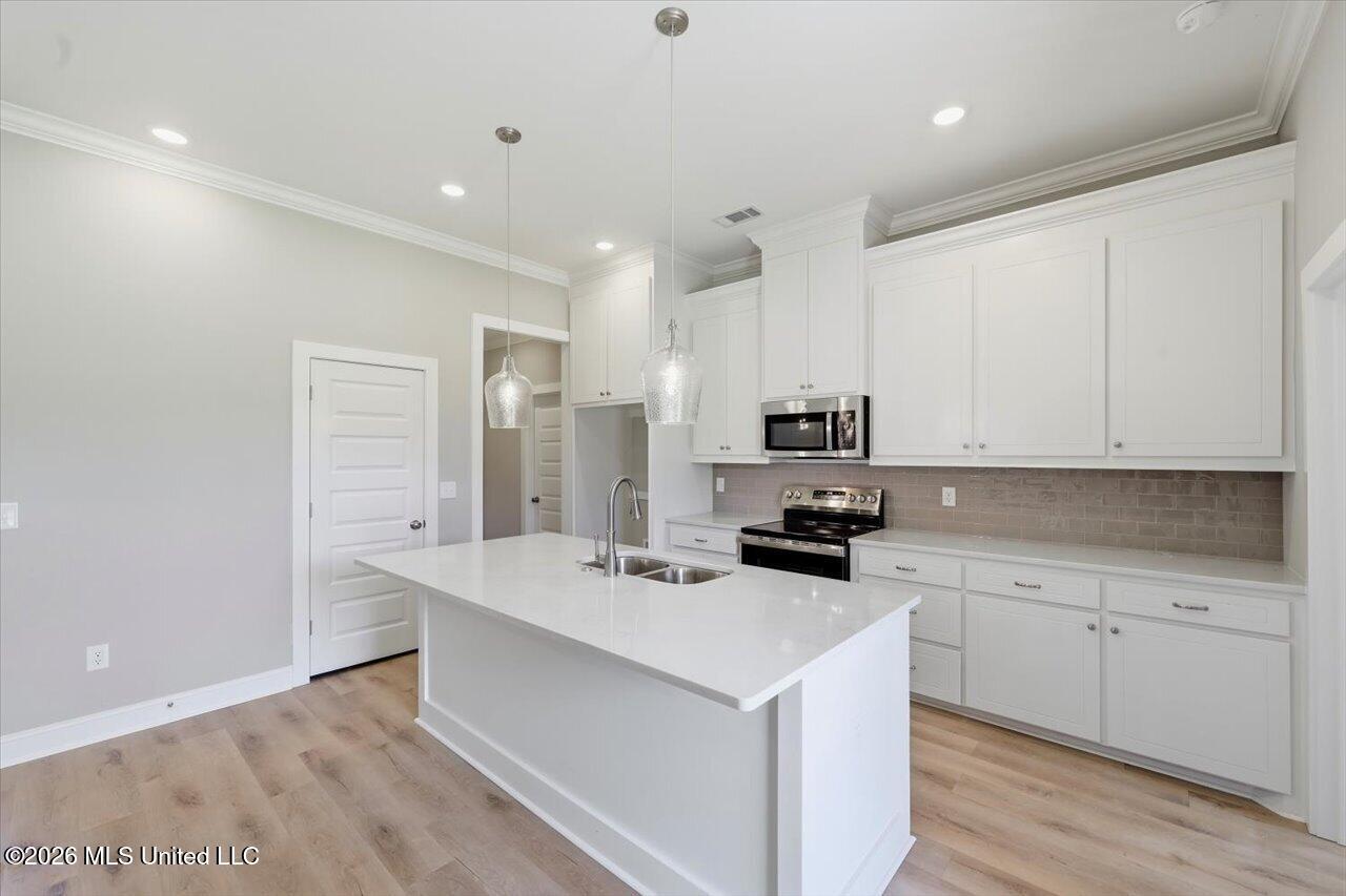 148 Stapleton Drive Property Photo 11