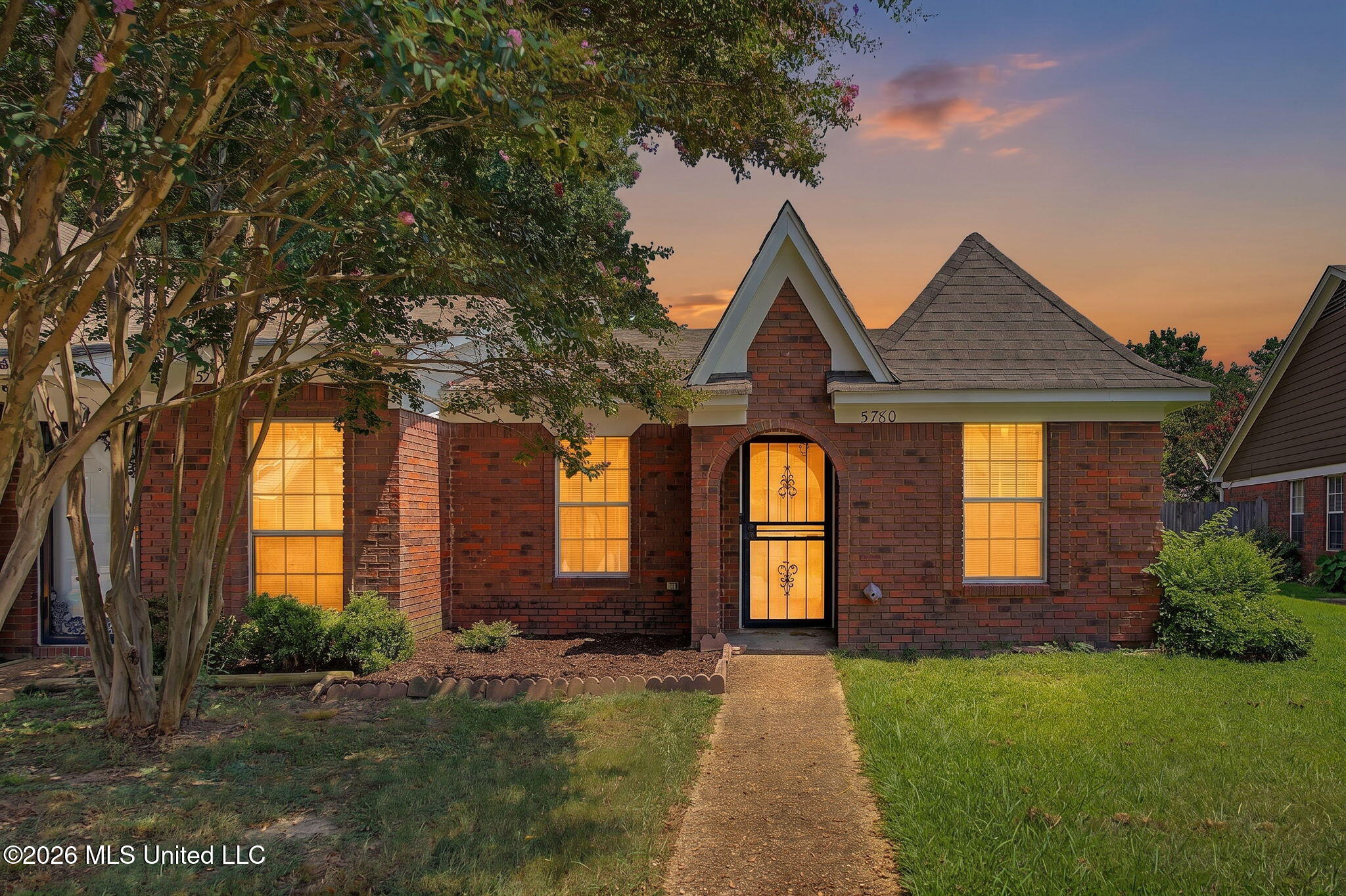 5780 Garden Walk Property Photo 1