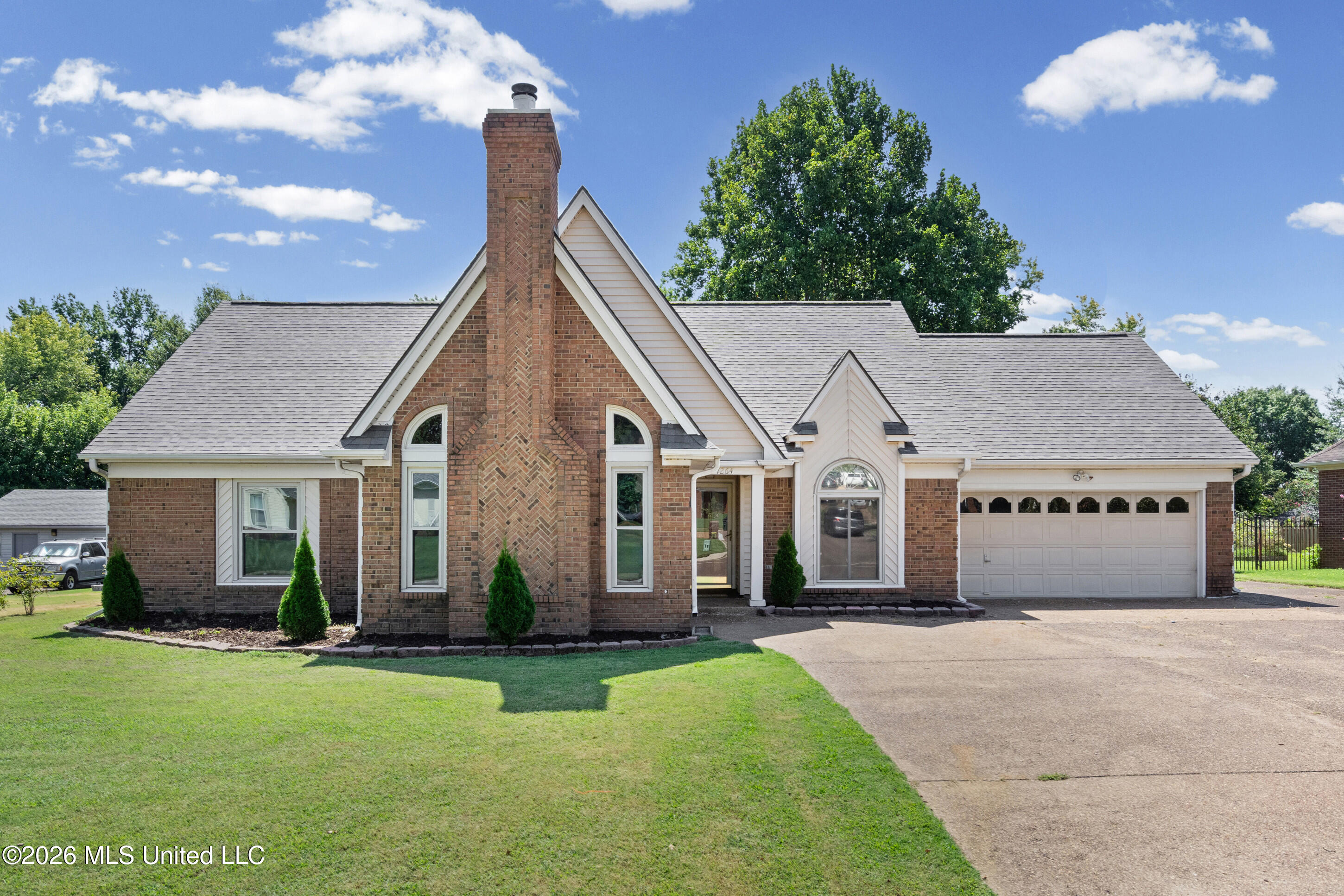 7264 Flower Creek Drive Property Photo 1