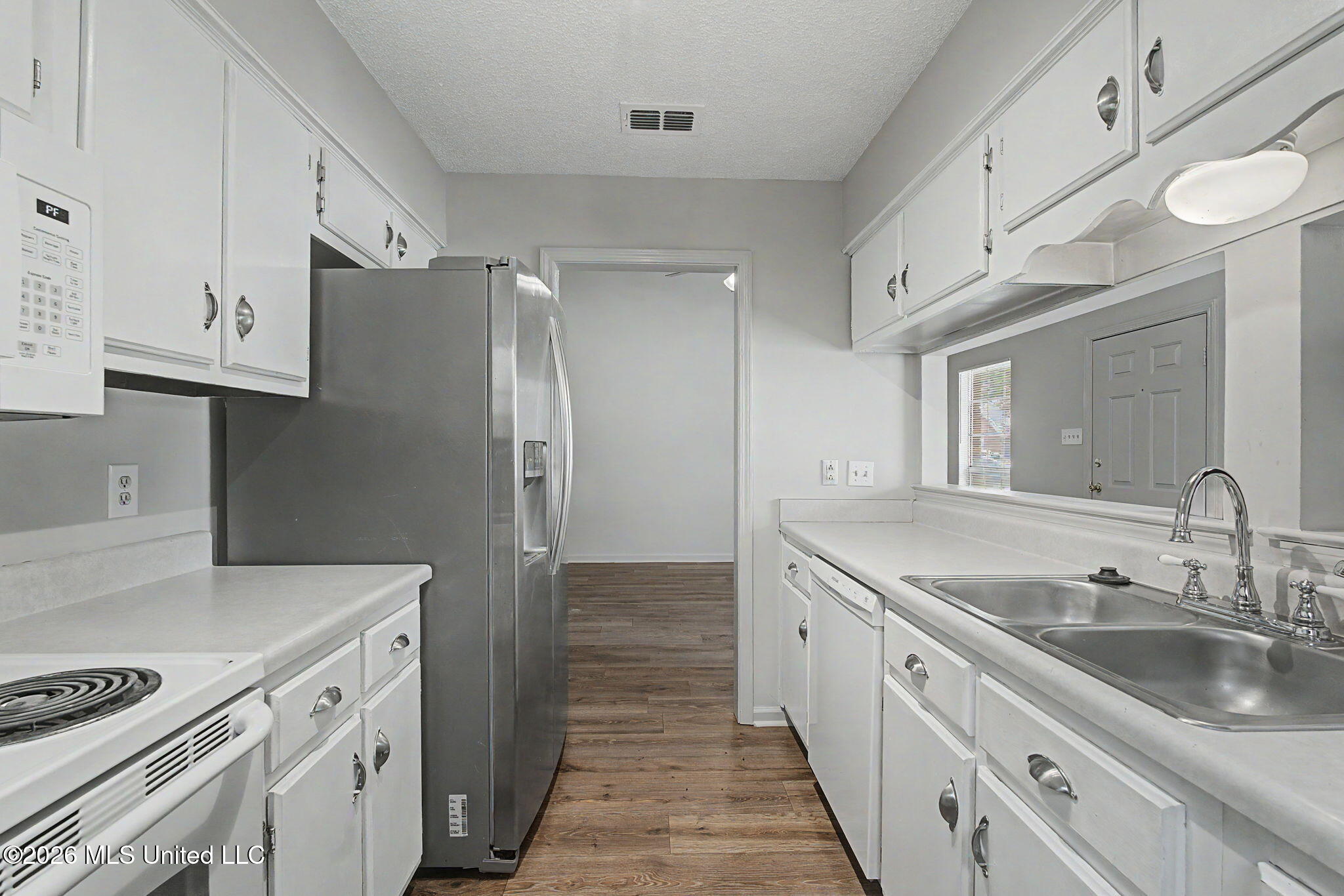 5790 E Garden Walk Property Photo 9