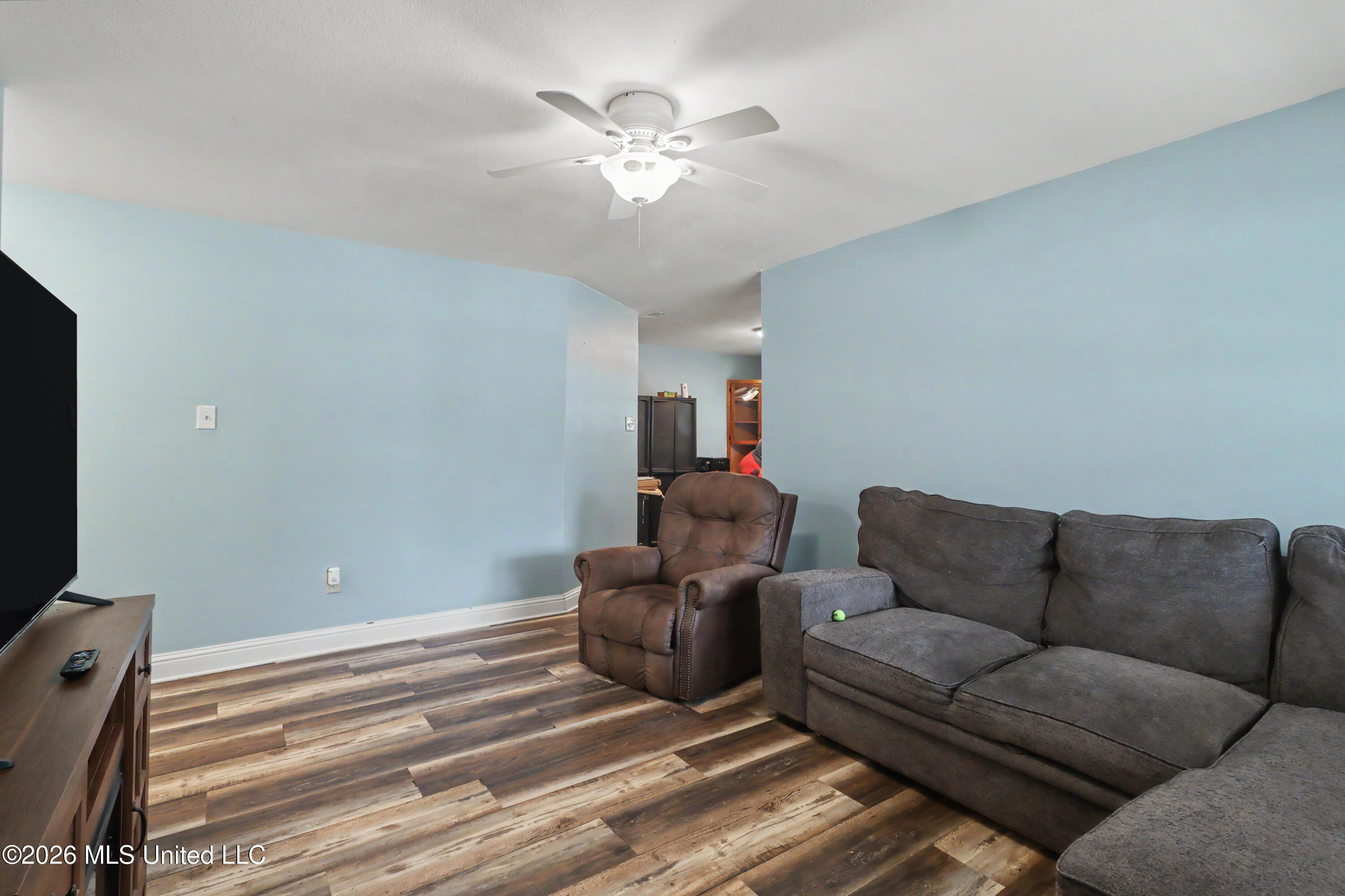20 Woodglen Drive Property Photo 3