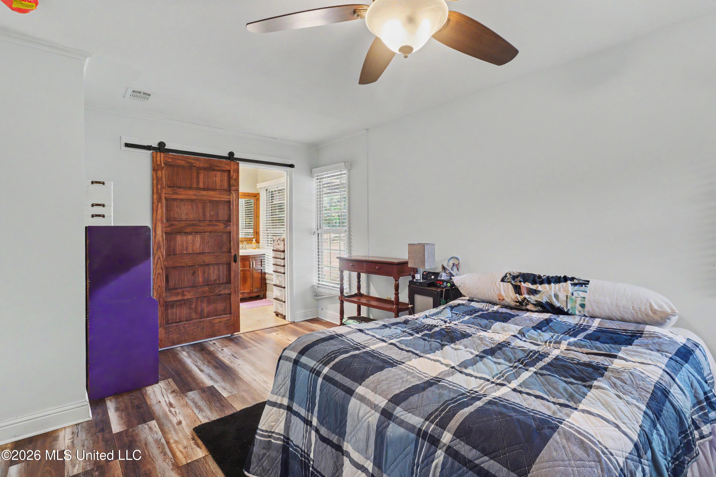 20 Woodglen Drive Property Photo 9