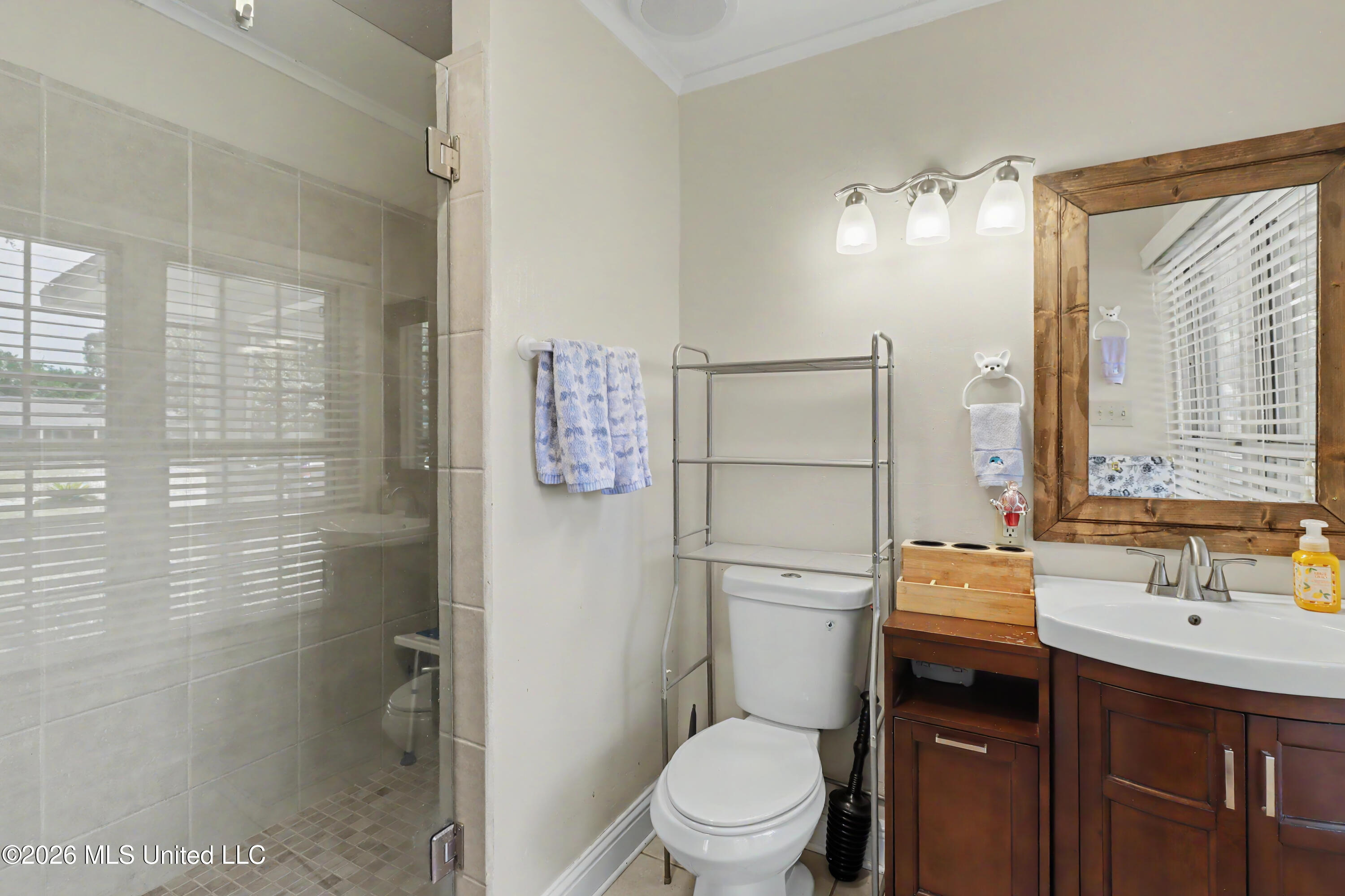 20 Woodglen Drive Property Photo 11