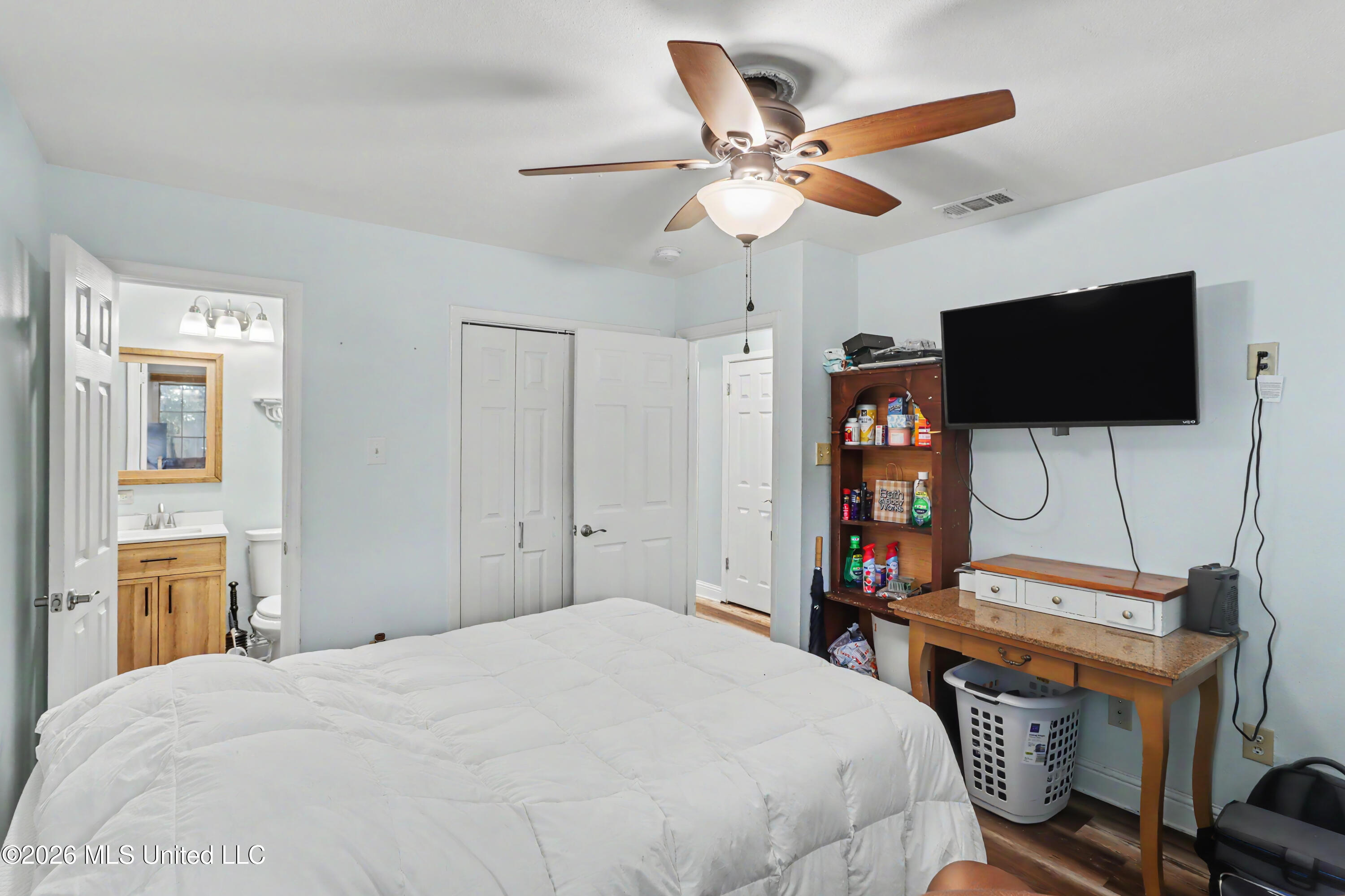 20 Woodglen Drive Property Photo 13