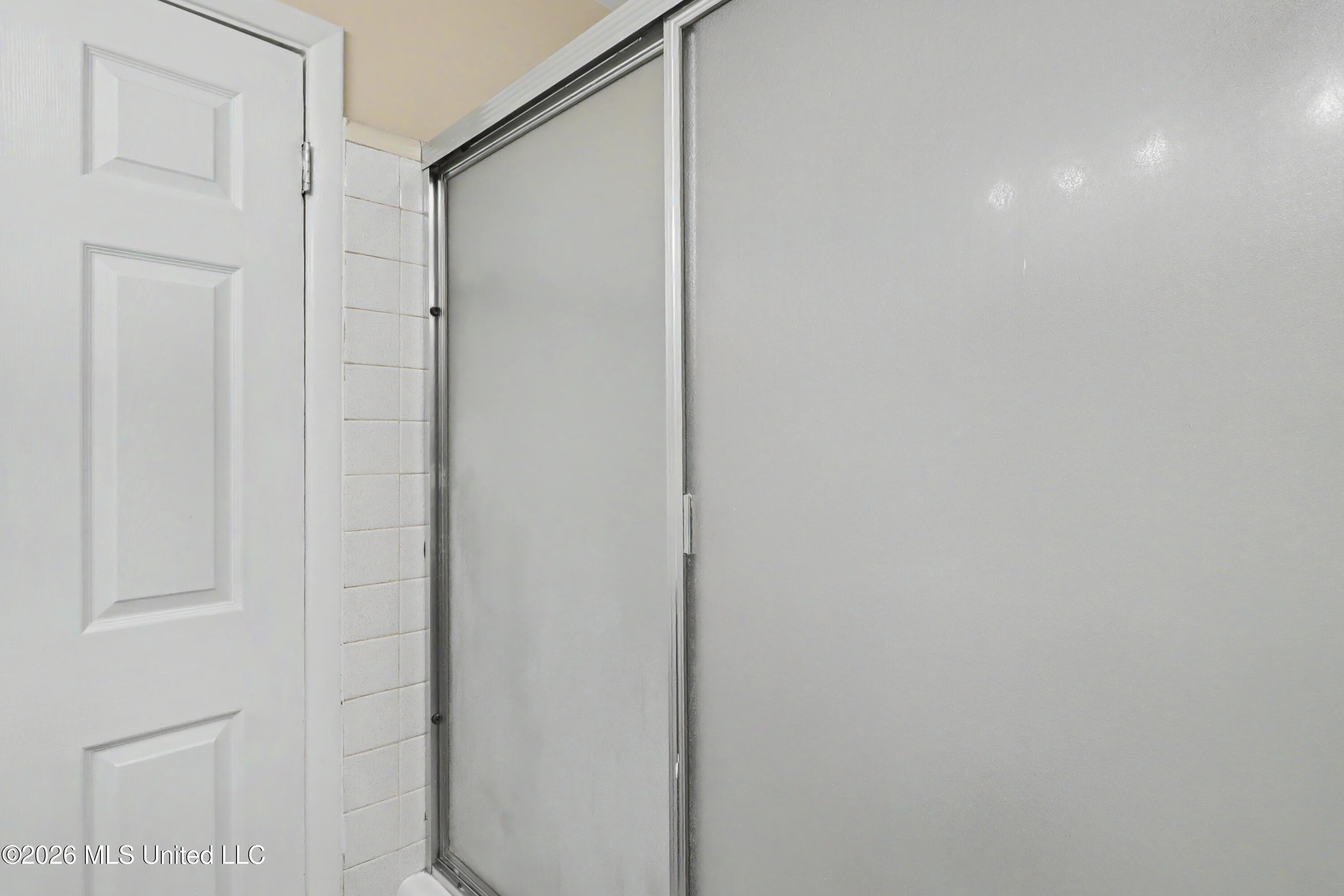 20 Woodglen Drive Property Photo 16