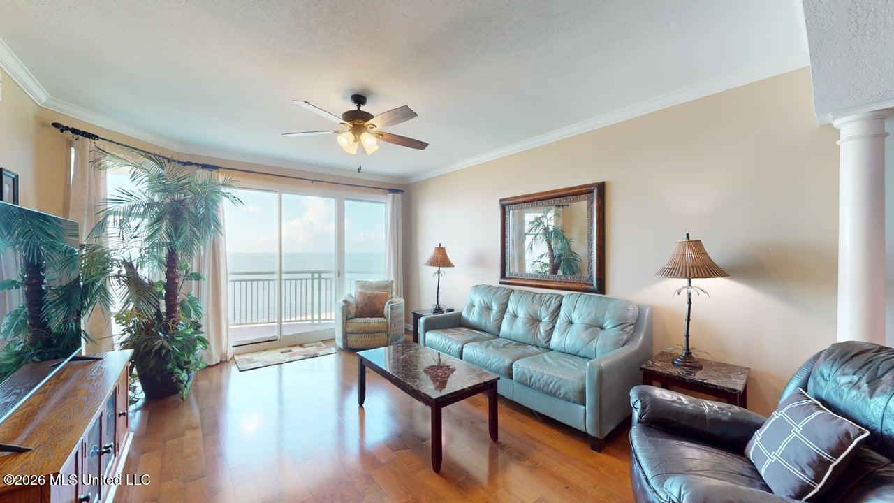 2230 Beach Drive Property Photo 3