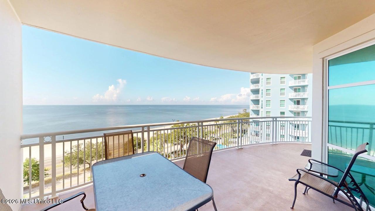 2230 Beach Drive Property Photo 26