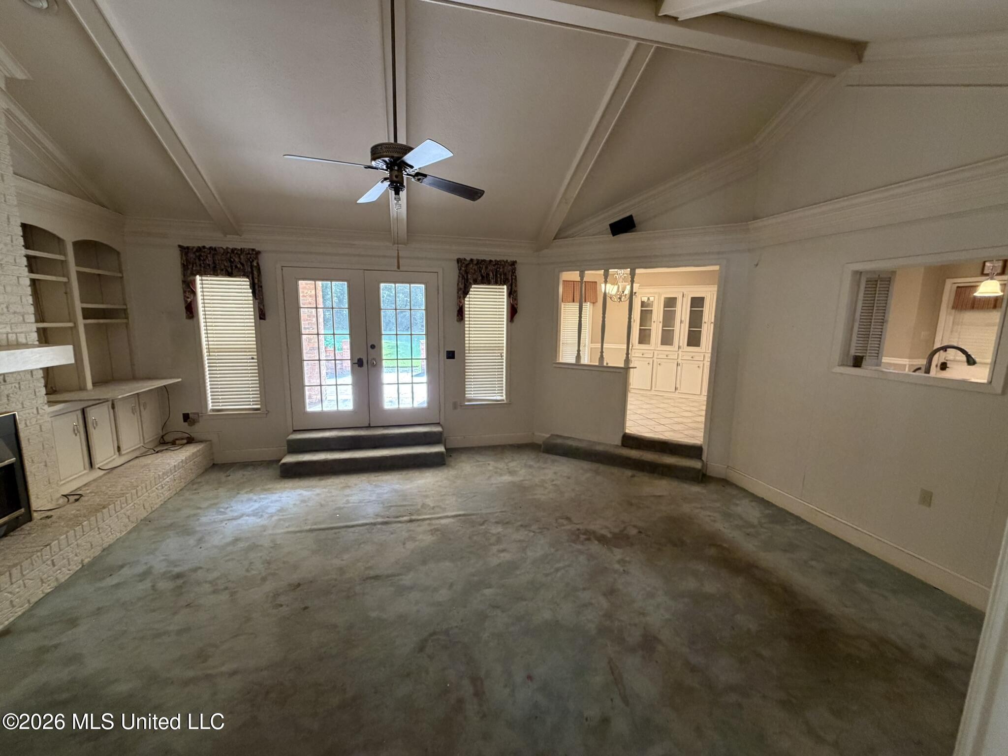 111 Greenwood Lane Property Photo 17