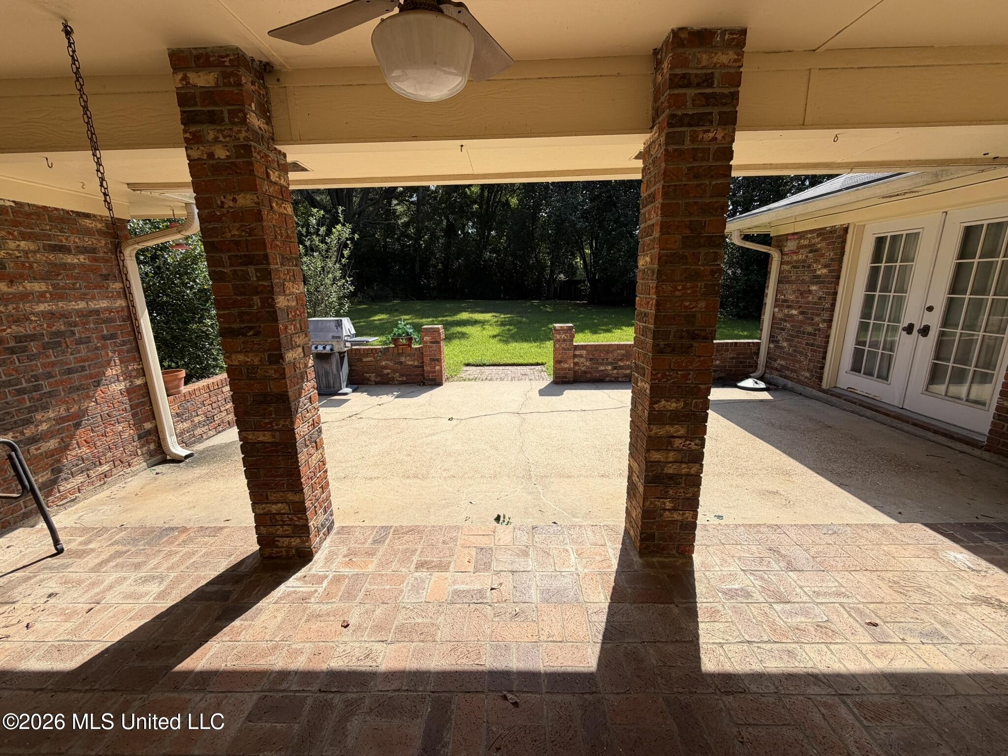 111 Greenwood Lane Property Photo 25