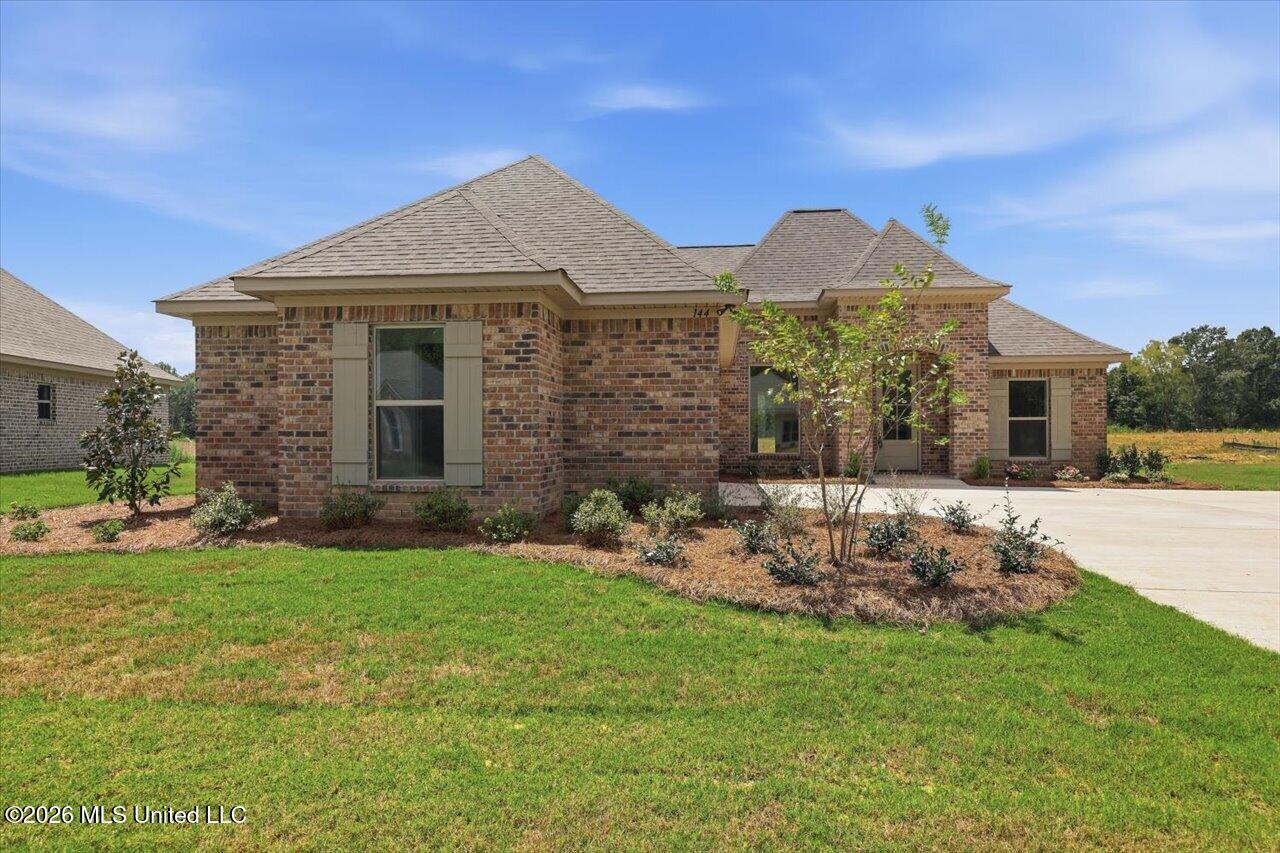 144 Stapleton Drive Property Photo 2