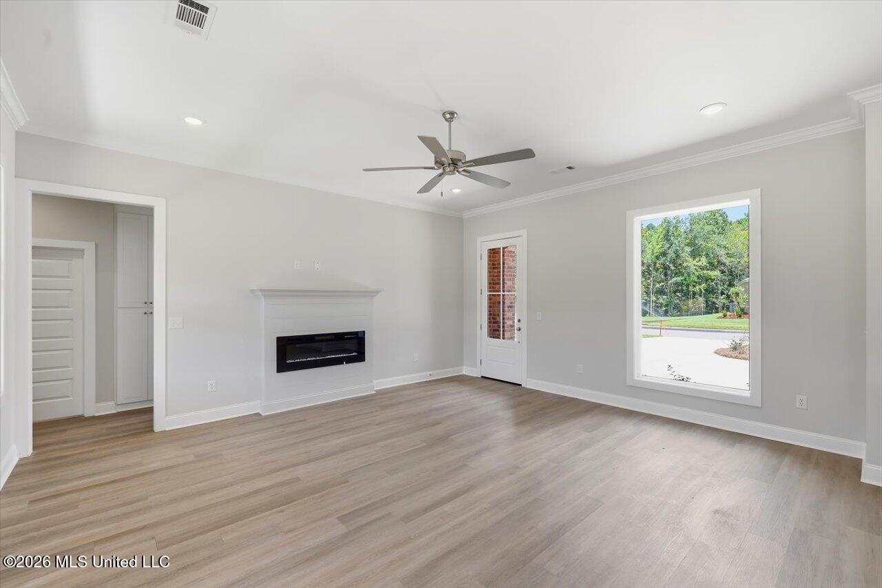 144 Stapleton Drive Property Photo 7