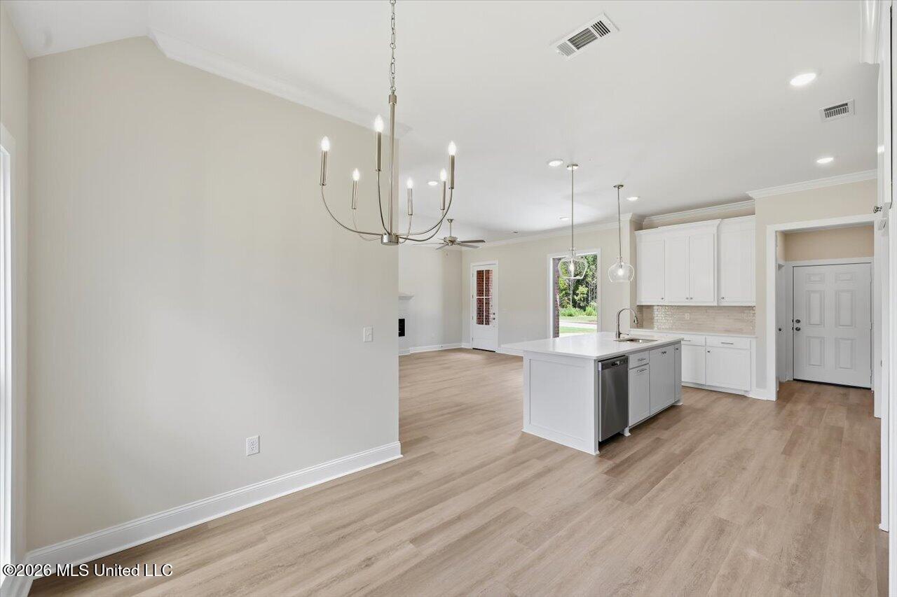 144 Stapleton Drive Property Photo 15