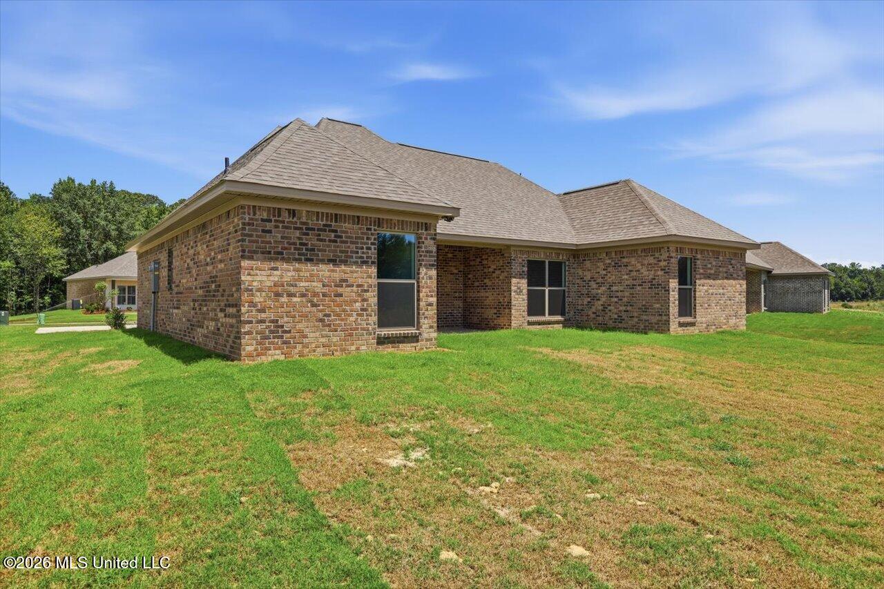 144 Stapleton Drive Property Photo 33