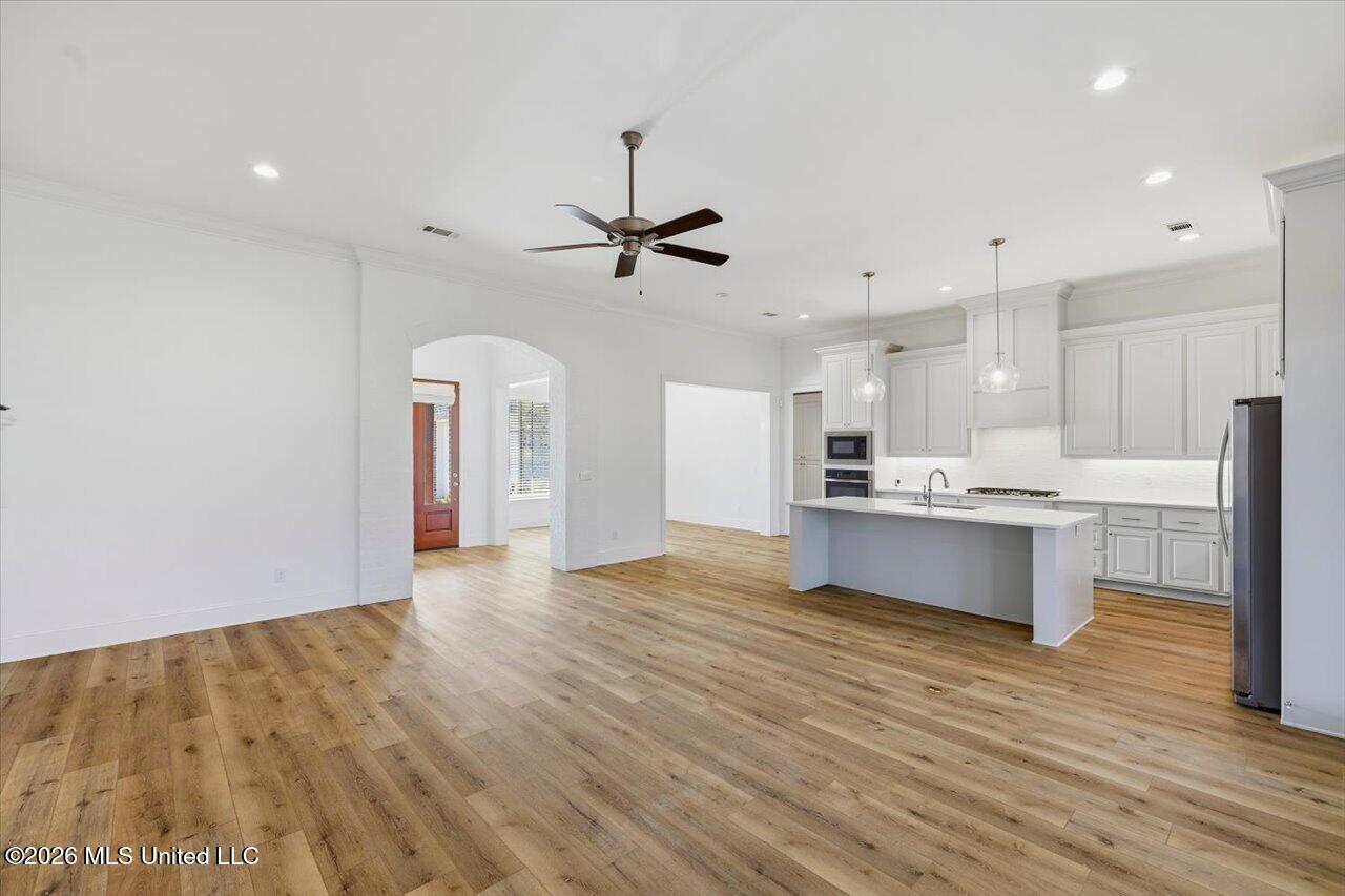 615 Crossvine Ridge Property Photo 7