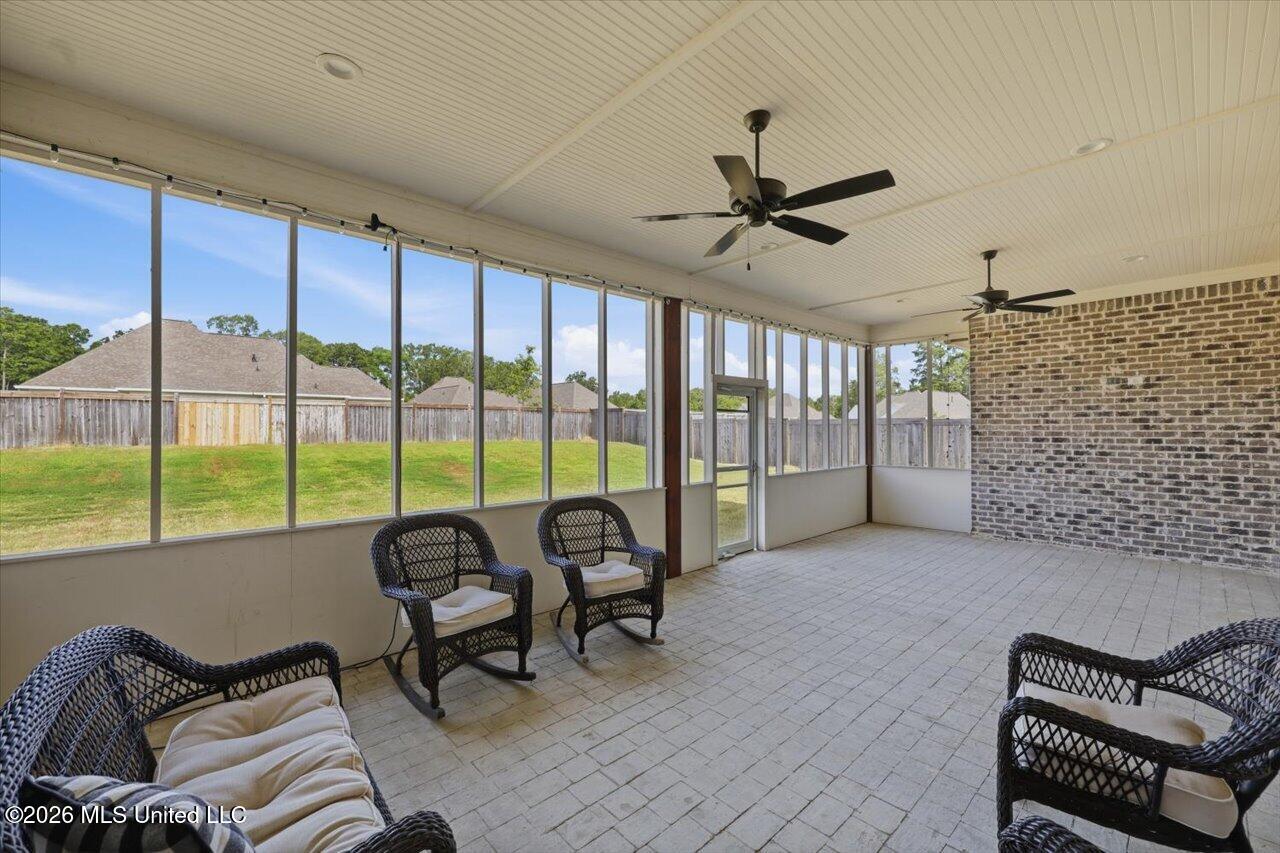 615 Crossvine Ridge Property Photo 33