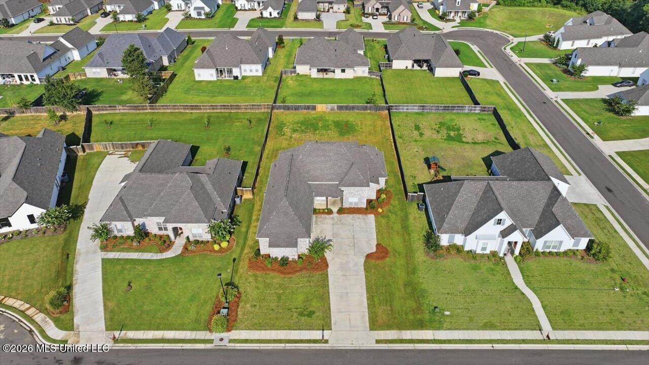 615 Crossvine Ridge Property Photo 44
