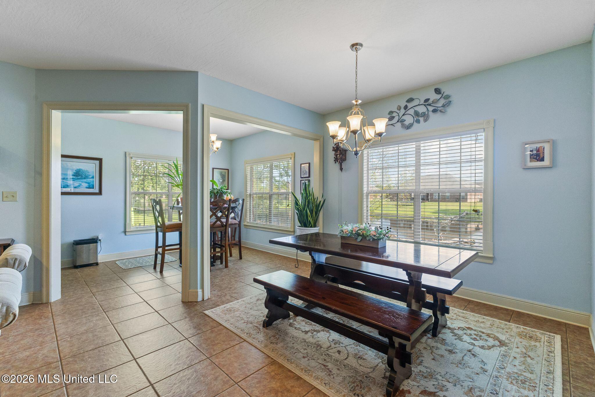 25 Lakeland Circle Property Photo 10