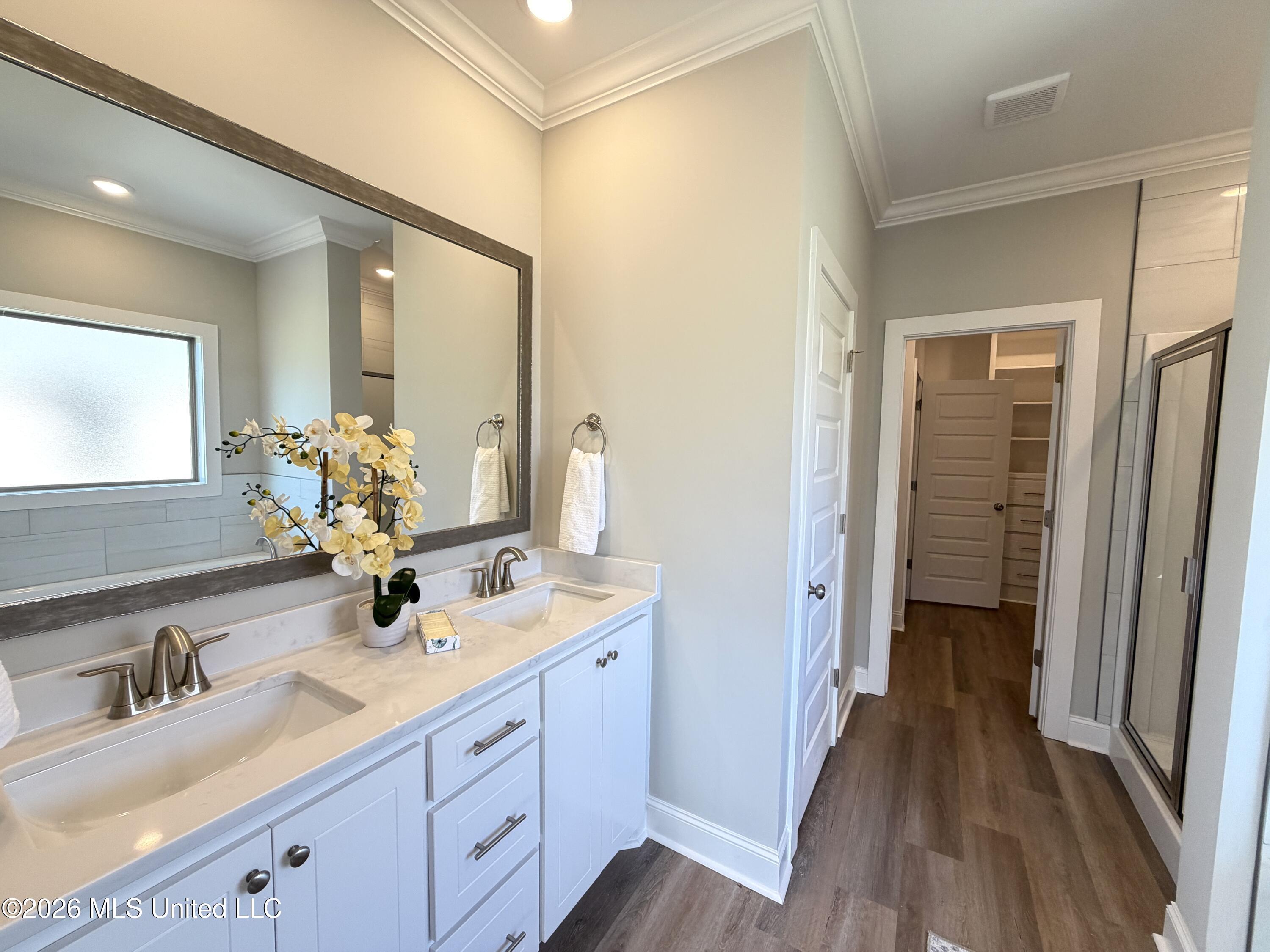 140 Stapleton Drive Property Photo 13