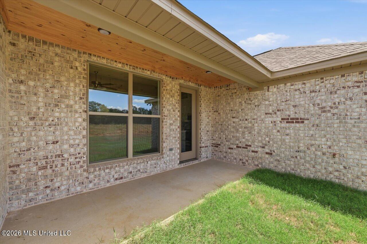 140 Stapleton Drive Property Photo 21
