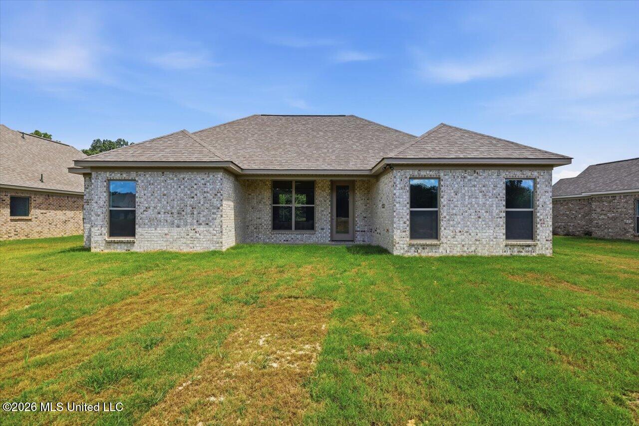140 Stapleton Drive Property Photo 23