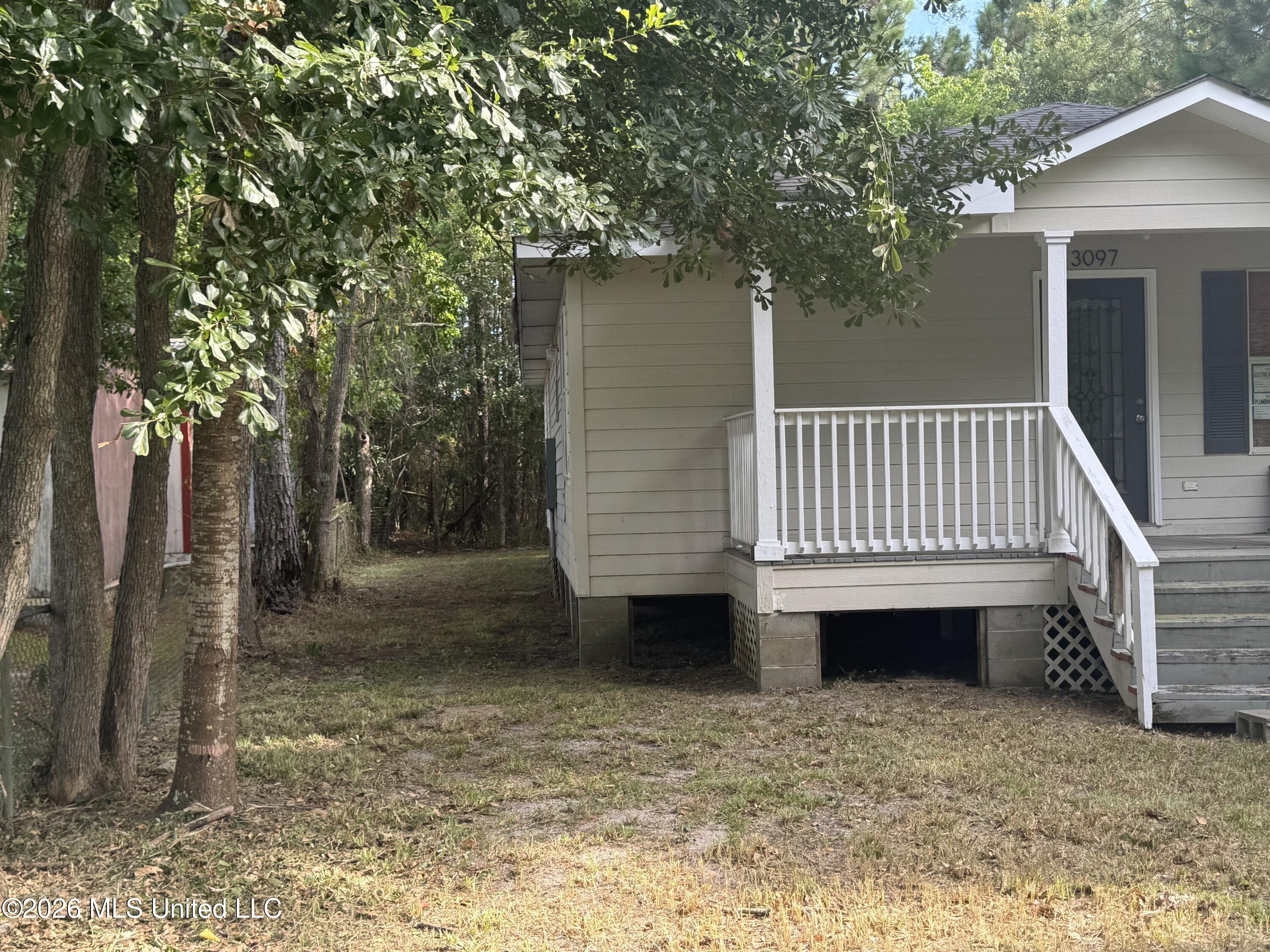 3097 Second Street Property Photo 2